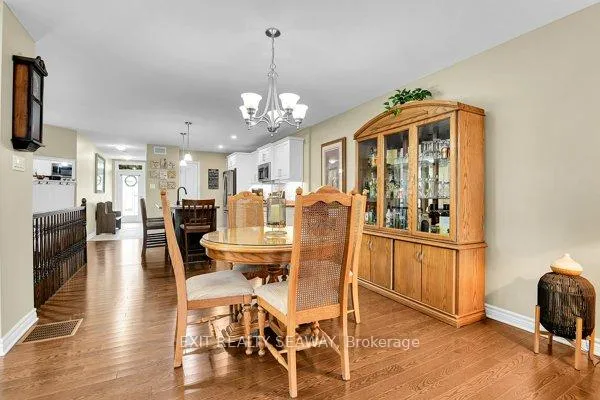 Photo 11 of 3108 Mauricy Crescent, Cornwall — HOMEH