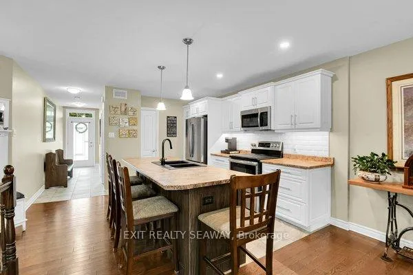Photo 14 of 3108 Mauricy Crescent, Cornwall — HOMEH
