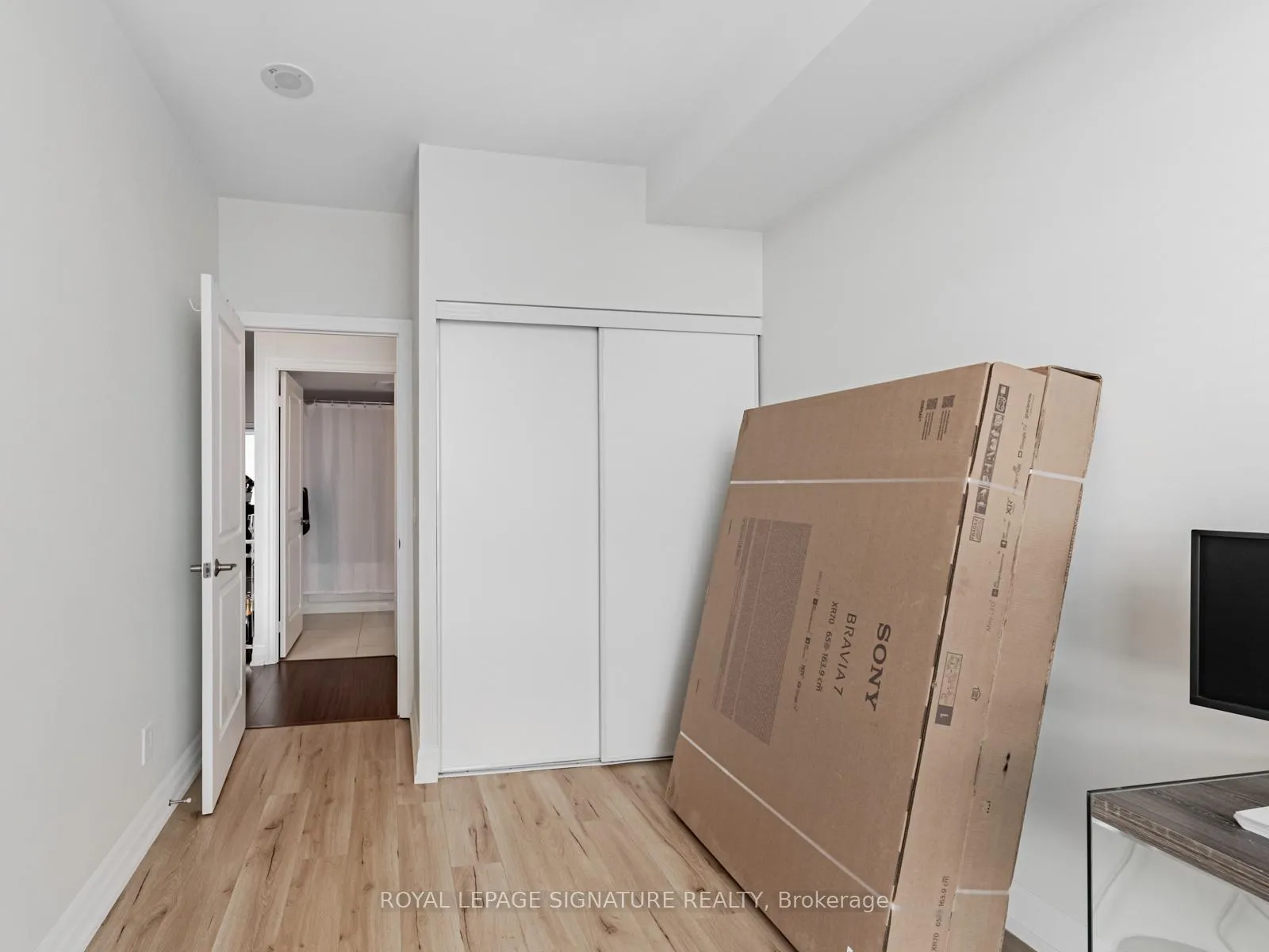 Photo 15 of Unit 1607, 500 St Clair Avenue W, Toronto, Forest Hill South — HOMEH