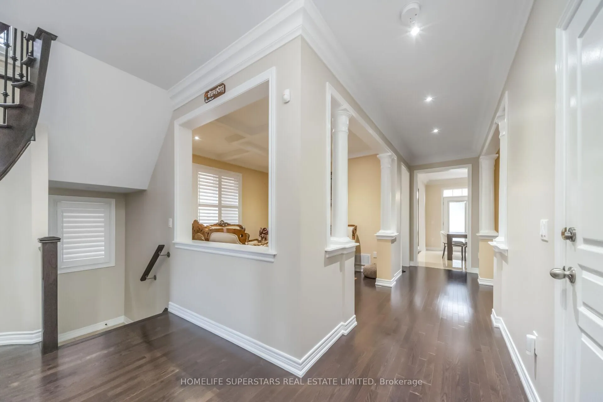 Photo 7 of 8 Lisson Crescent, Brampton, Credit Valley — HOMEH