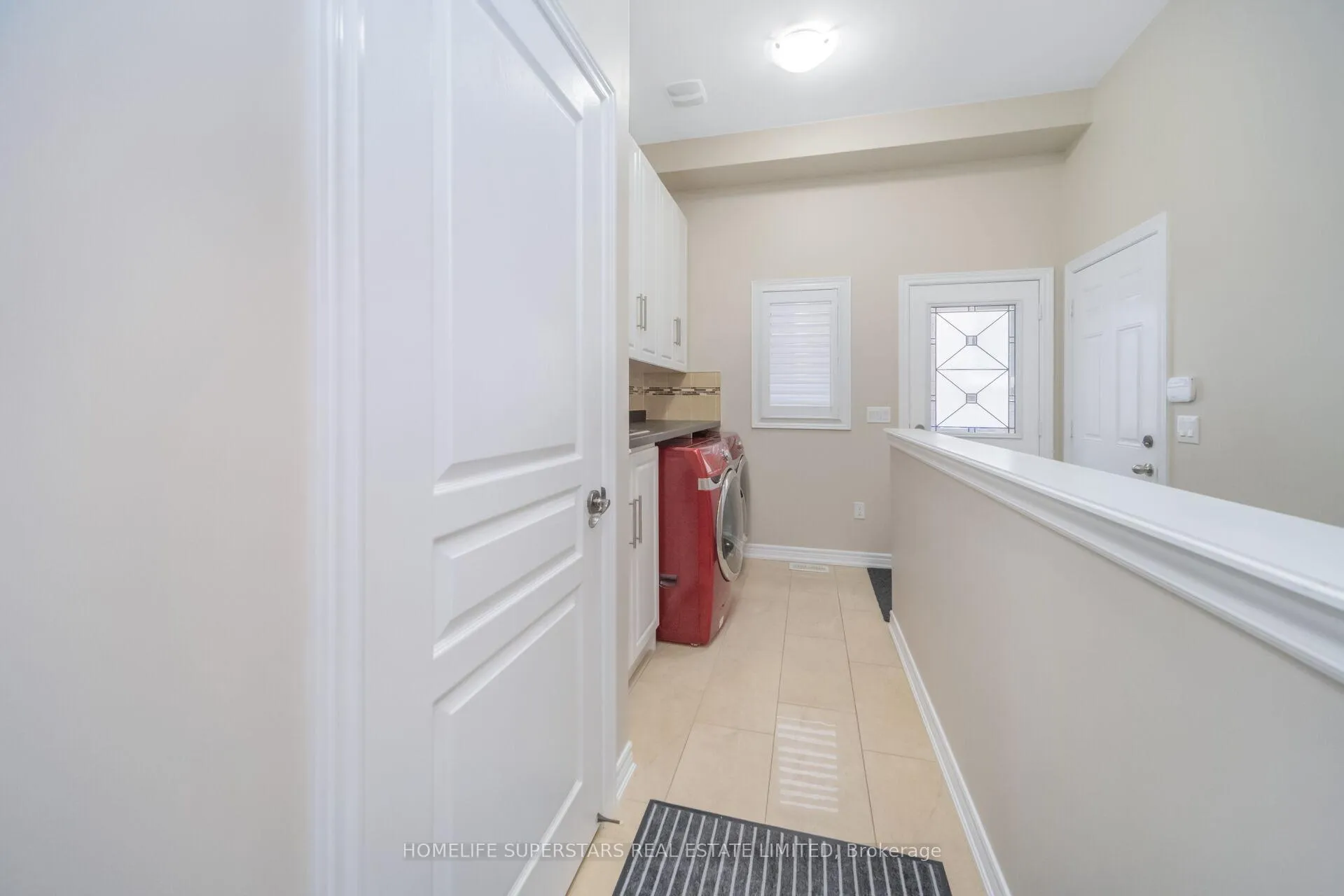 Photo 35 of 8 Lisson Crescent, Brampton, Credit Valley — HOMEH