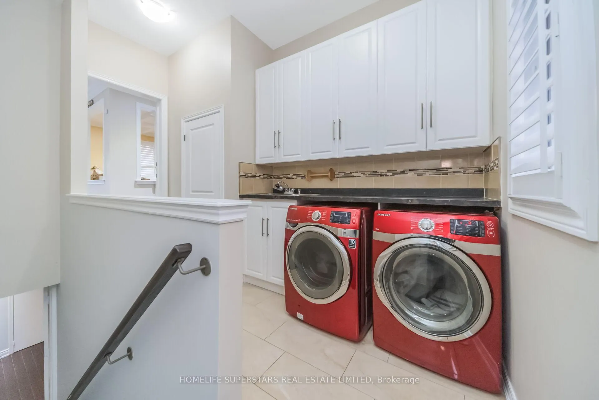 Photo 36 of 8 Lisson Crescent, Brampton, Credit Valley — HOMEH