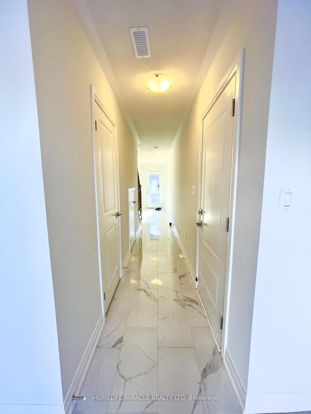 Photo 7 of 87 Windtree Way, Halton Hills, Georgetown — HOMEH