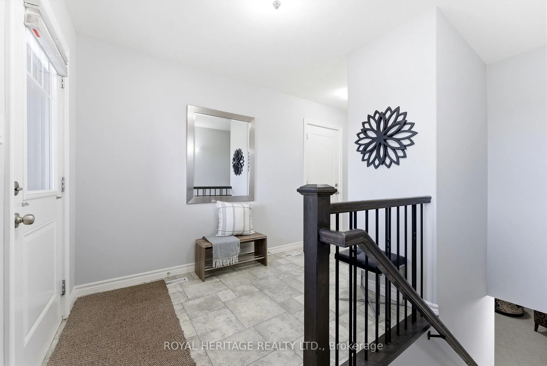 Photo 7 of 10 Sandhu Crescent, Belleville, Belleville Ward — HOMEH