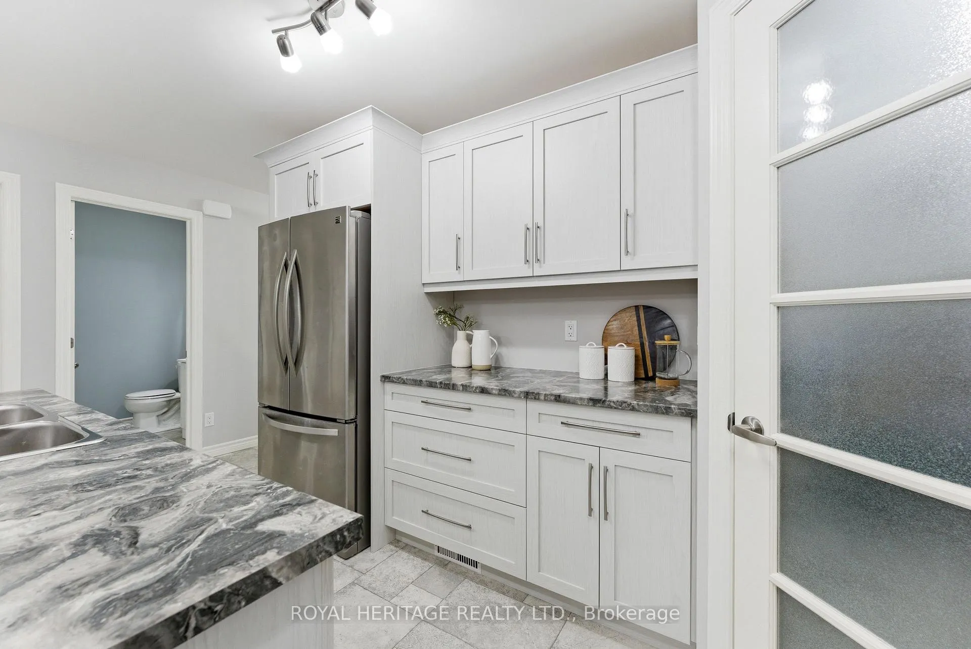 Photo 13 of 10 Sandhu Crescent, Belleville, Belleville Ward — HOMEH