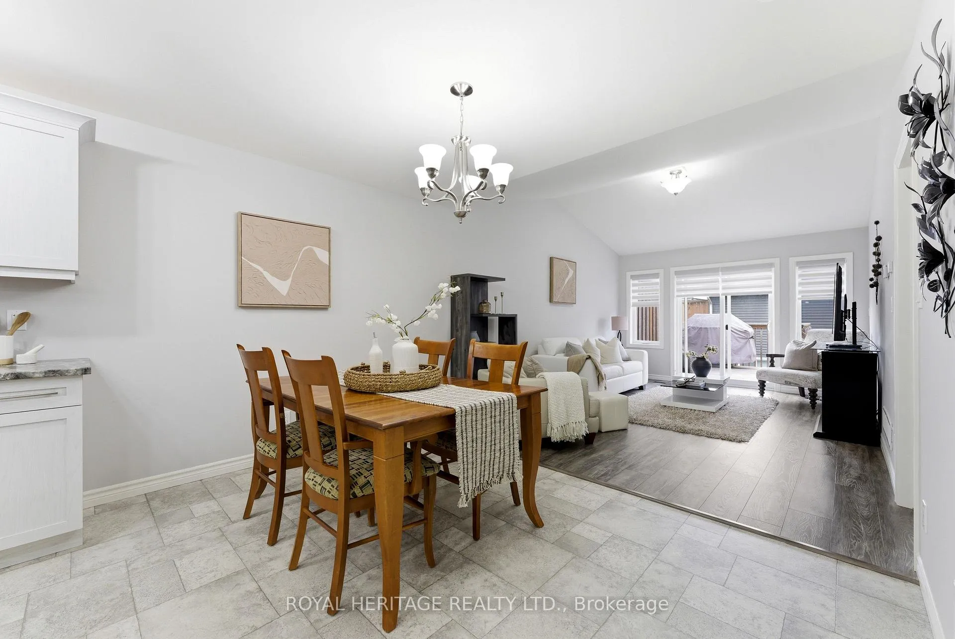 Photo 16 of 10 Sandhu Crescent, Belleville, Belleville Ward — HOMEH