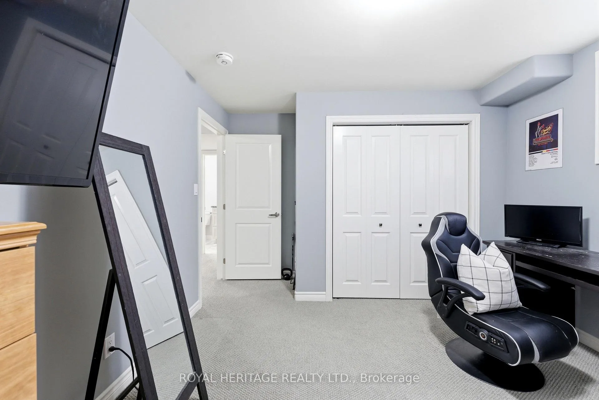 Photo 33 of 10 Sandhu Crescent, Belleville, Belleville Ward — HOMEH