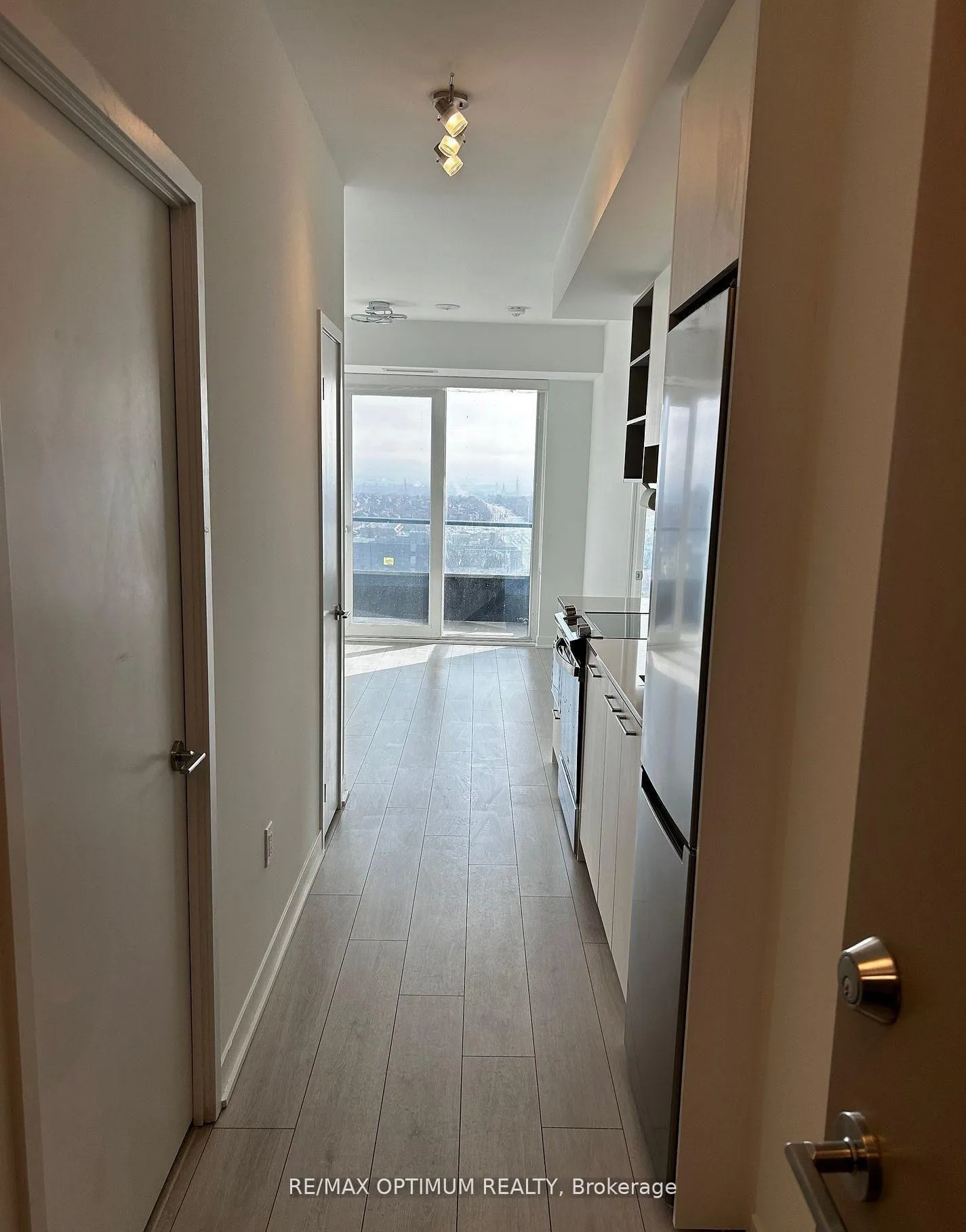 Photo 4 of Unit 1405, 260 Malta Avenue, Brampton, Fletcher's Creek South — HOMEH