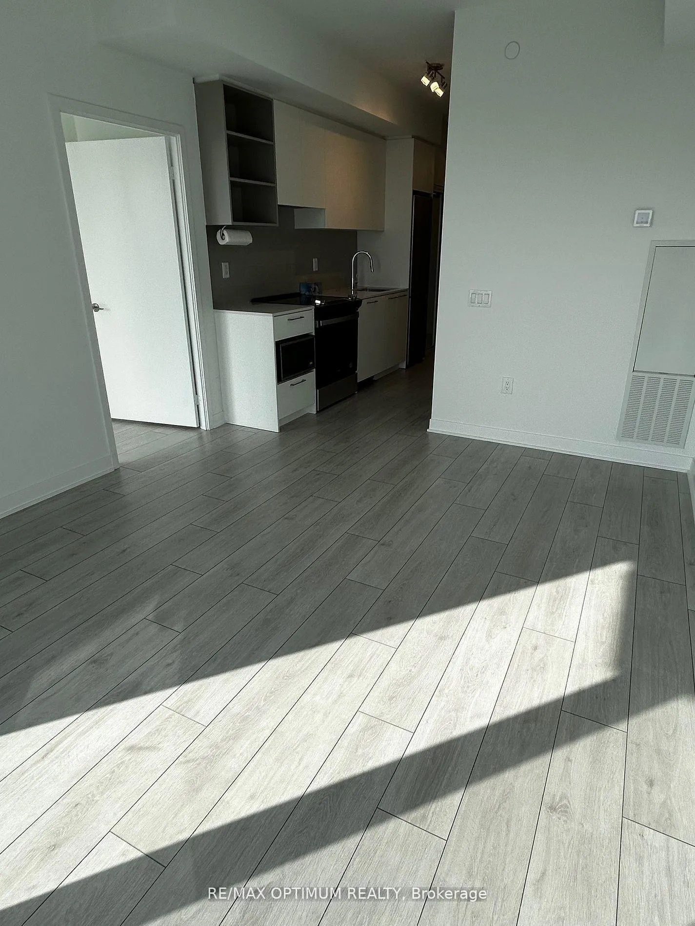 Photo 6 of Unit 1405, 260 Malta Avenue, Brampton, Fletcher's Creek South — HOMEH