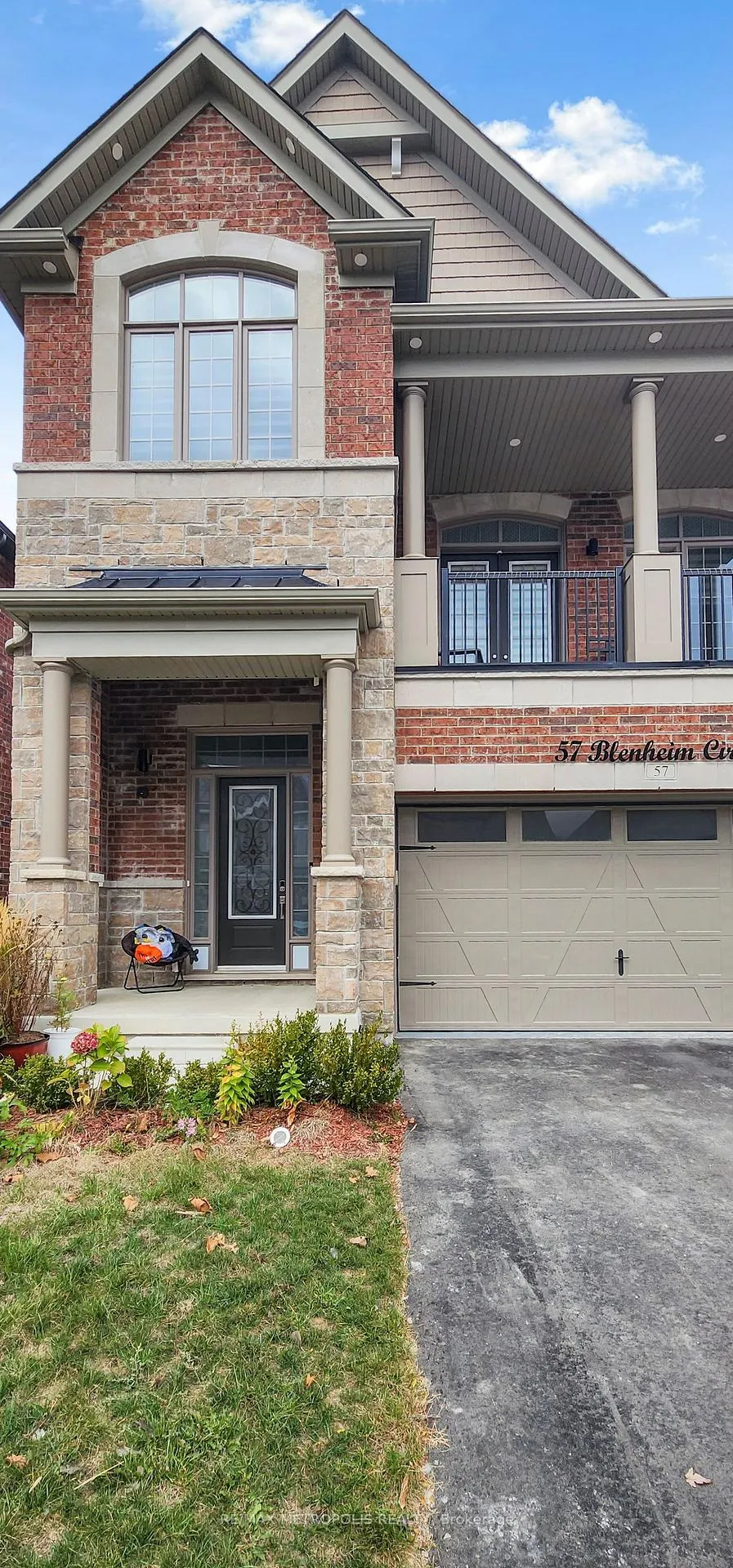 Photo 2 of Unit BSMT, 57 Blenheim Circle, Whitby, Rural Whitby — HOMEH