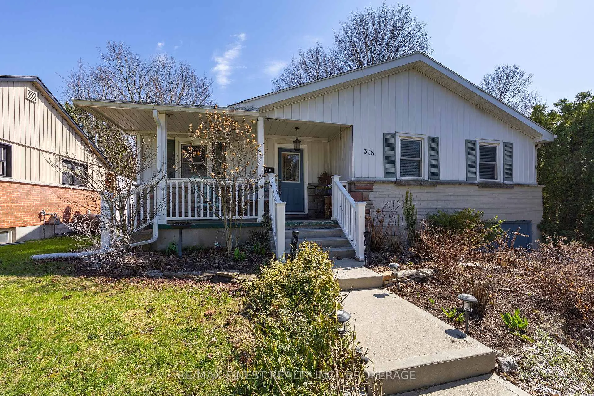 Photo 5 of 316 Glengarry Road, Kingston, West of Sir John A. Blvd — HOMEH