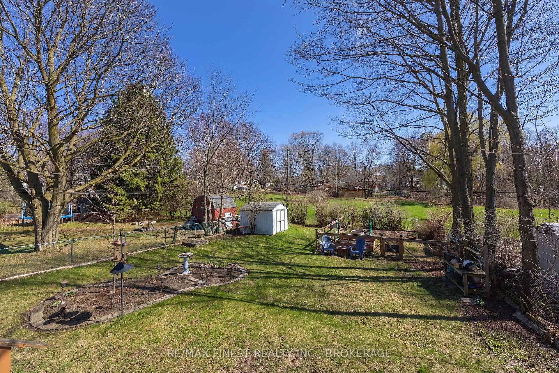Photo 10 of 316 Glengarry Road, Kingston, West of Sir John A. Blvd — HOMEH