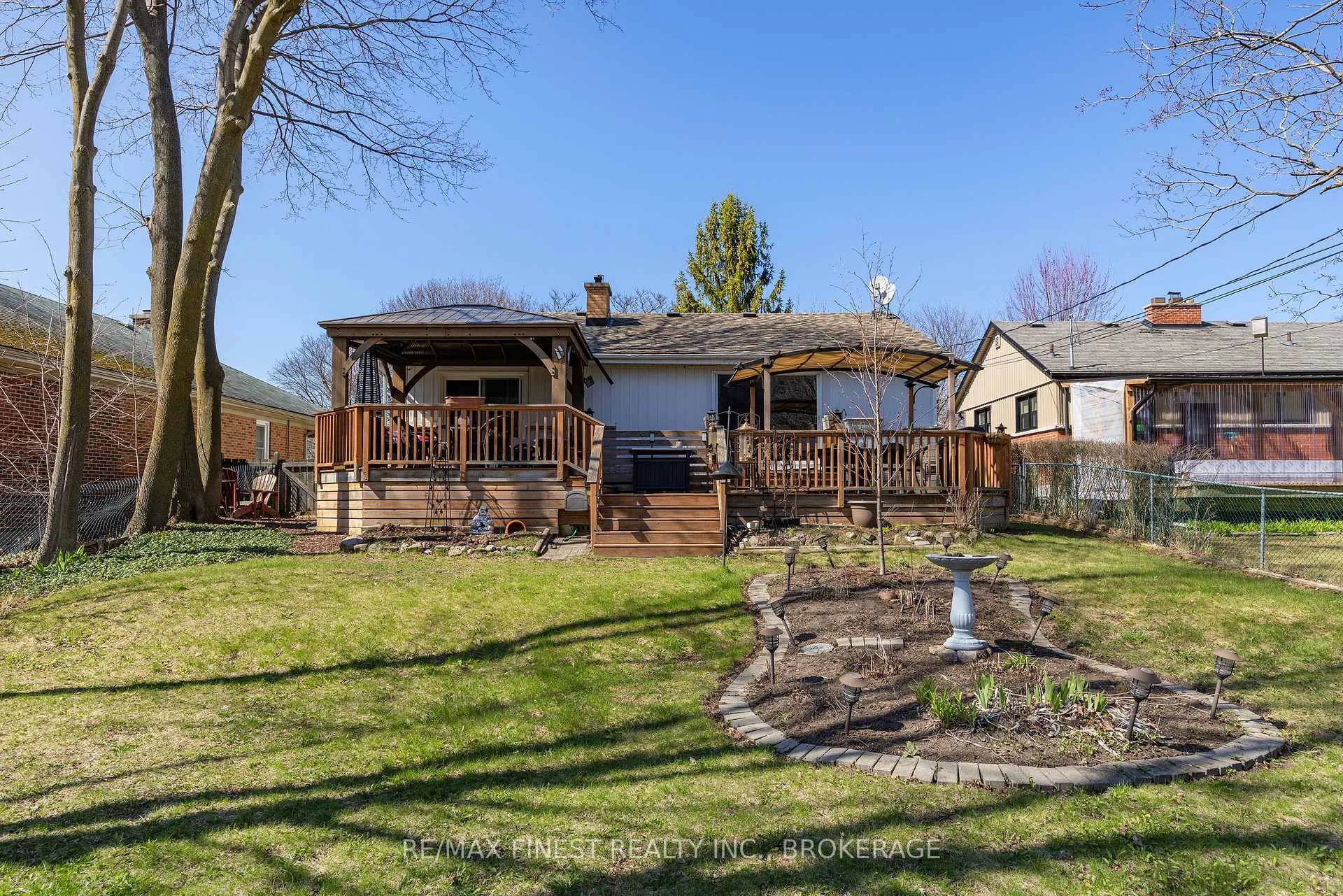 Photo 14 of 316 Glengarry Road, Kingston, West of Sir John A. Blvd — HOMEH