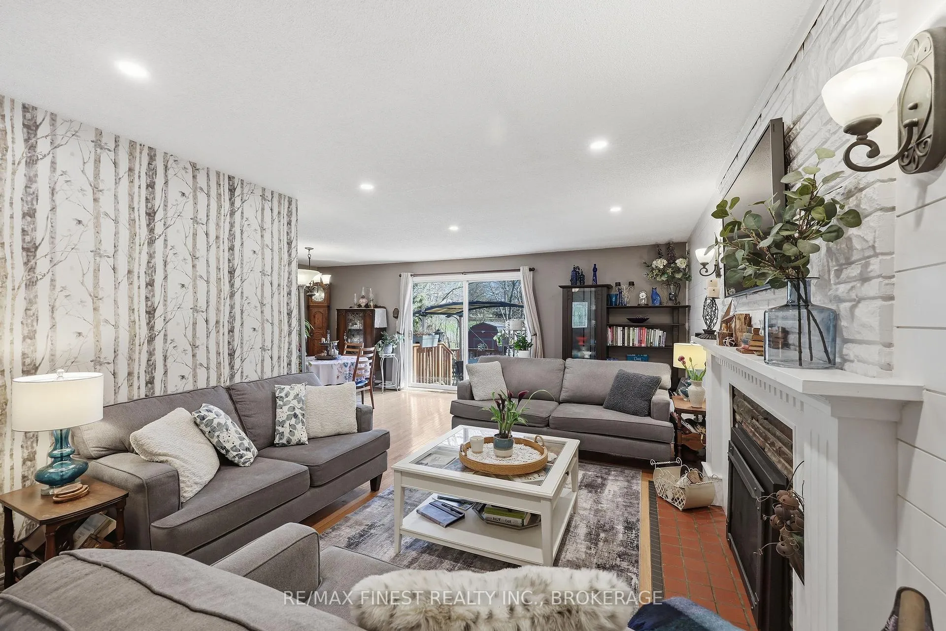 Photo 21 of 316 Glengarry Road, Kingston, West of Sir John A. Blvd — HOMEH