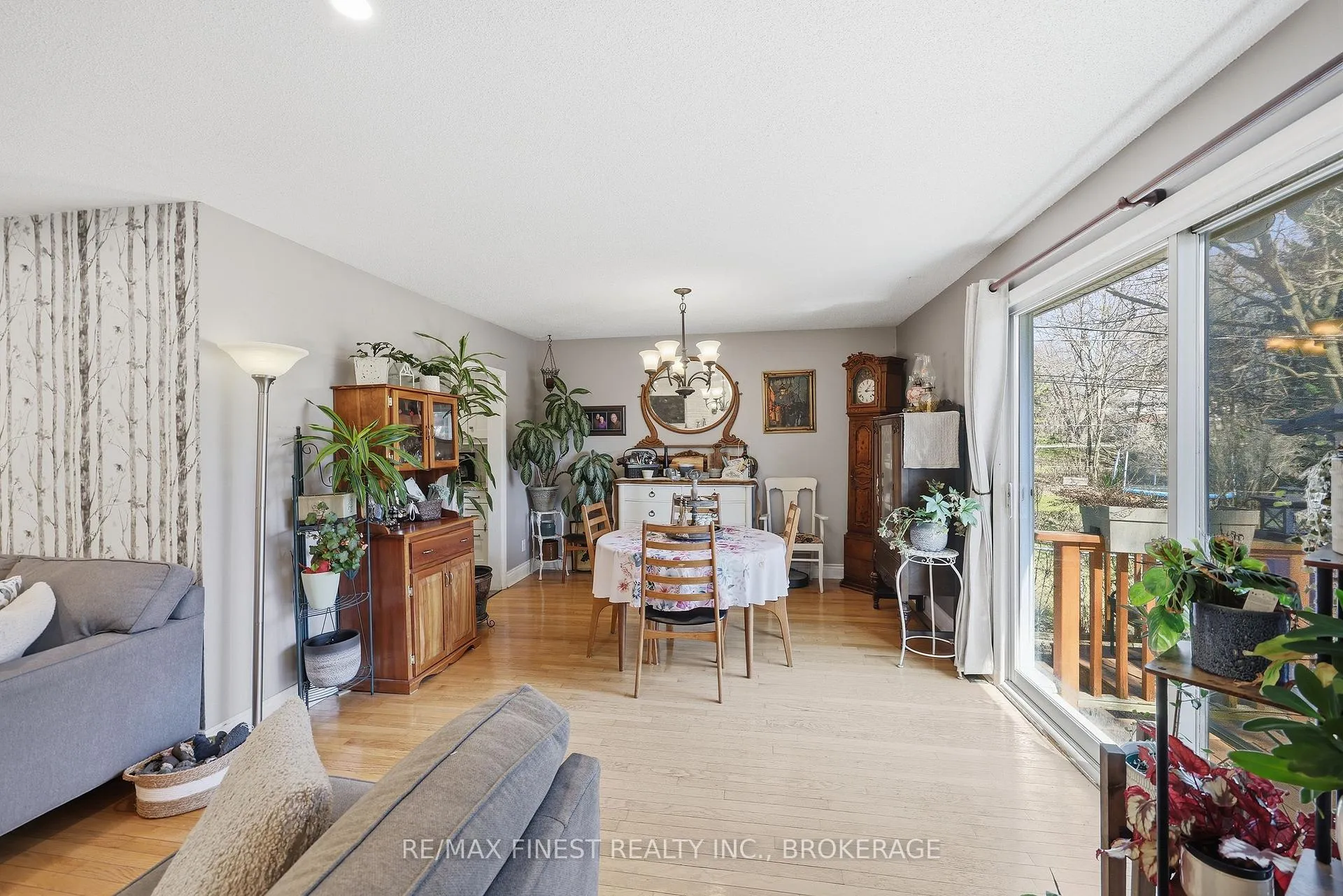 Photo 23 of 316 Glengarry Road, Kingston, West of Sir John A. Blvd — HOMEH