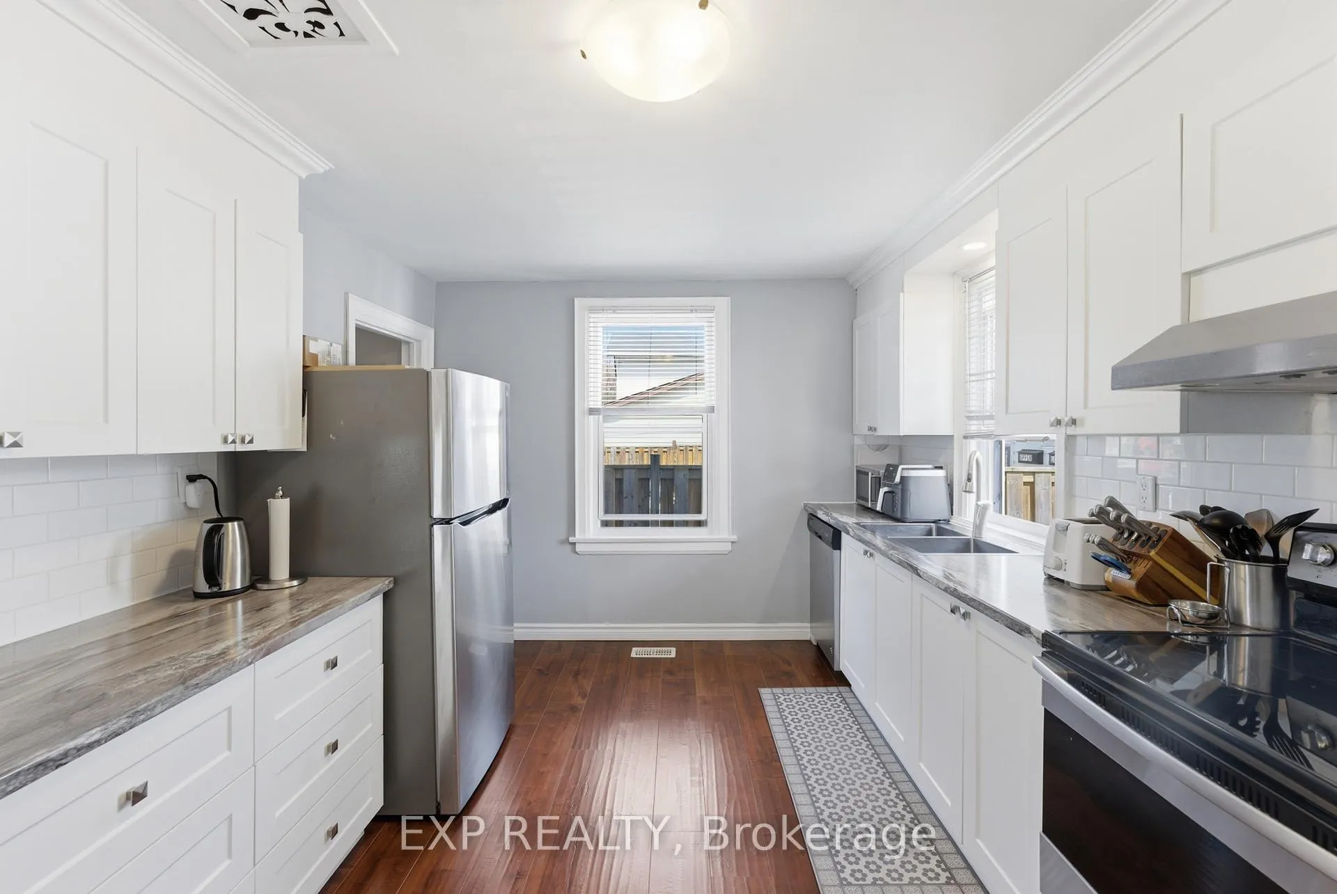Photo 9 of 590 Scott Street, St. Catharines, Carlton/Bunting — HOMEH