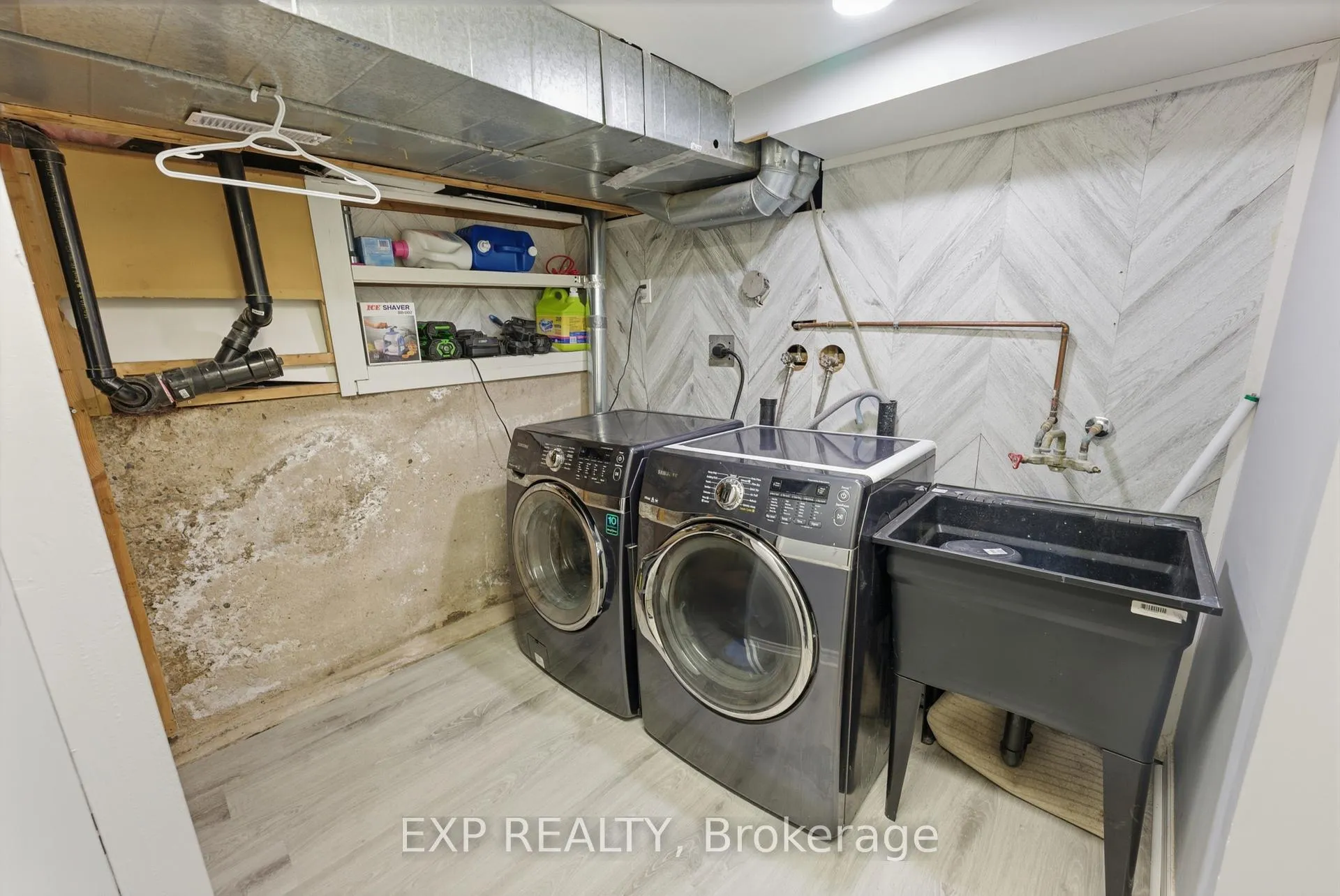 Photo 20 of 590 Scott Street, St. Catharines, Carlton/Bunting — HOMEH
