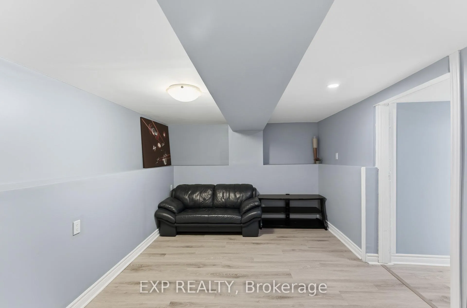 Photo 24 of 590 Scott Street, St. Catharines, Carlton/Bunting — HOMEH