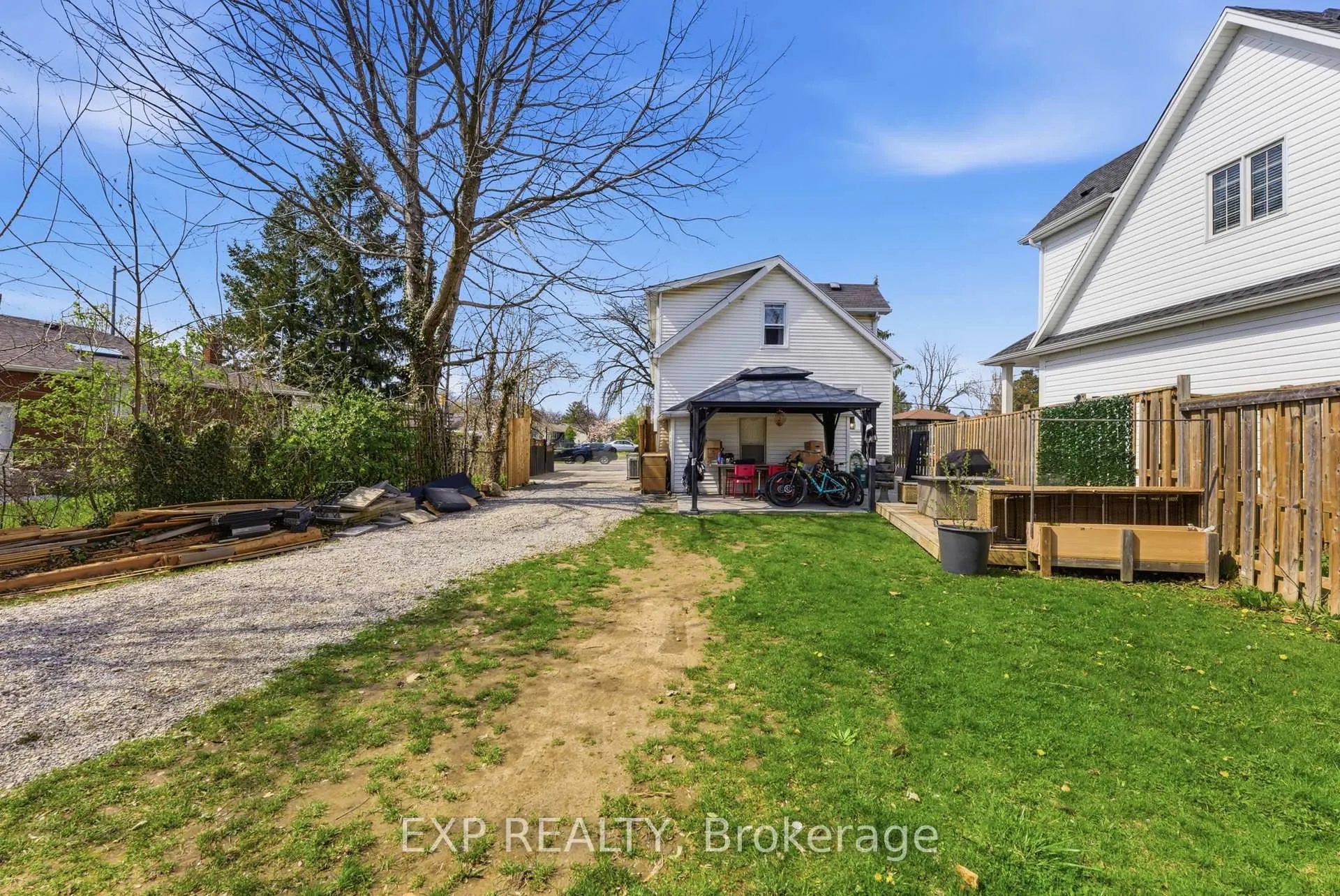 Photo 28 of 590 Scott Street, St. Catharines, Carlton/Bunting — HOMEH