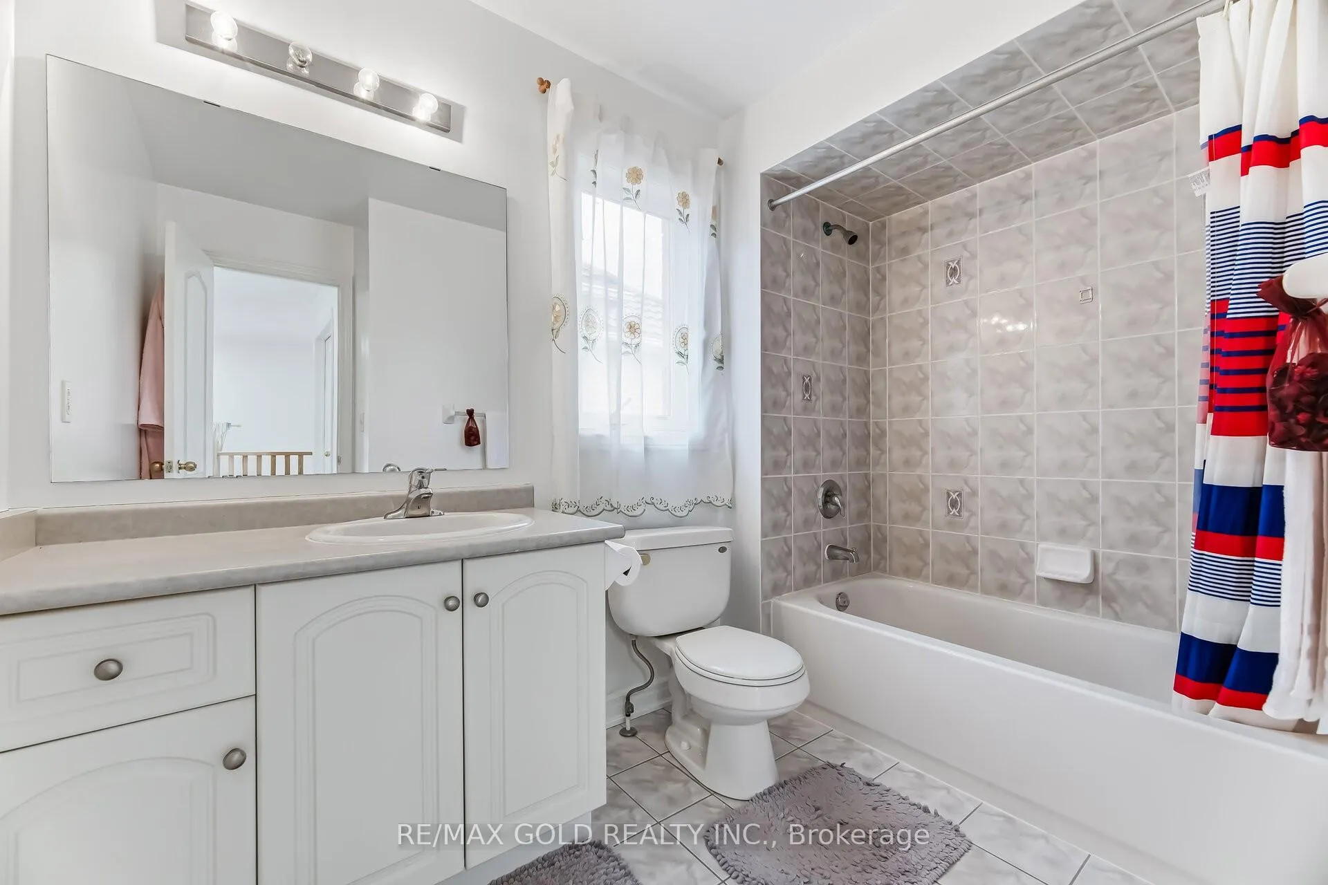 Photo 14 of 5 Attmar Drive, Brampton, Bram East — HOMEH