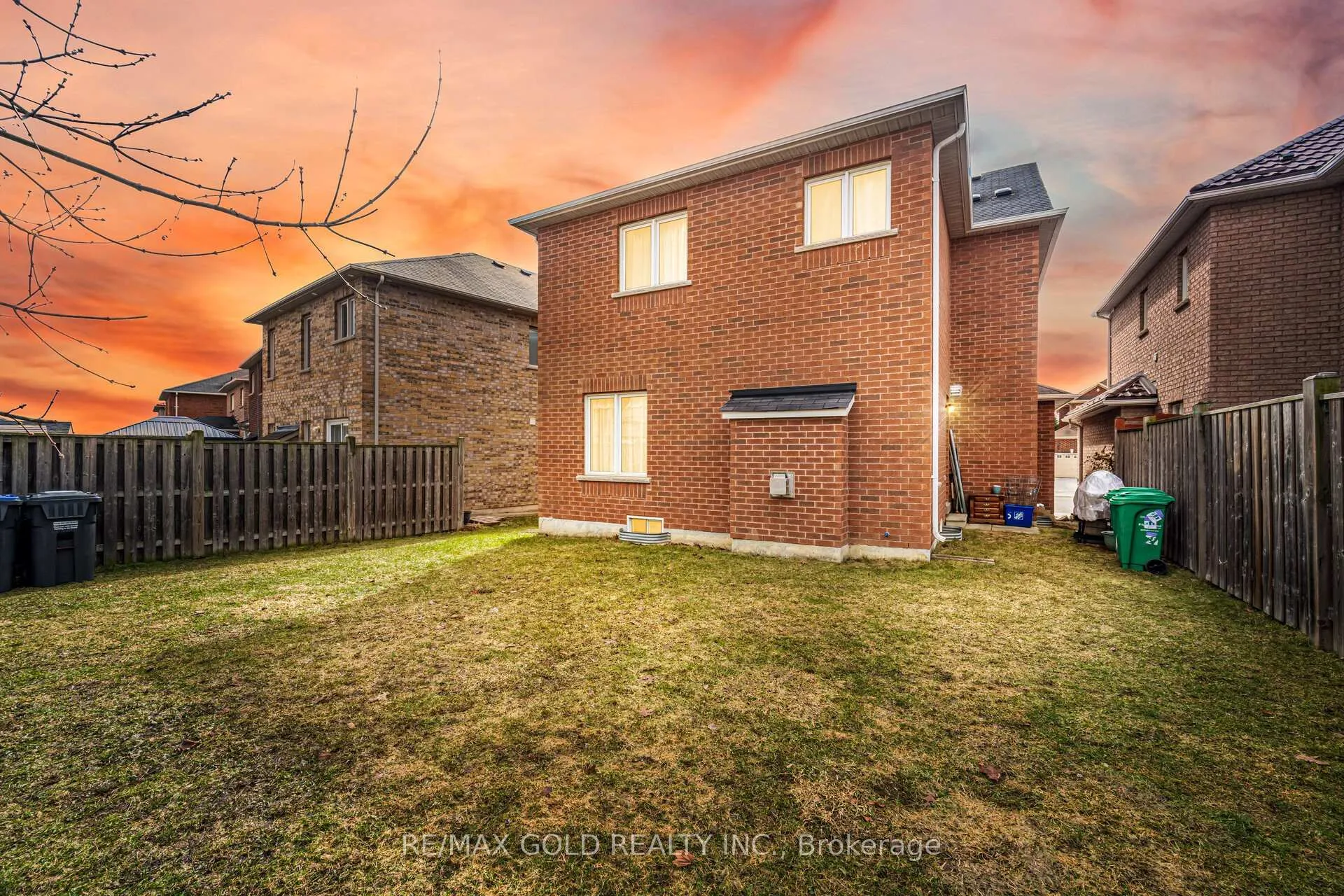 Photo 17 of 5 Attmar Drive, Brampton, Bram East — HOMEH