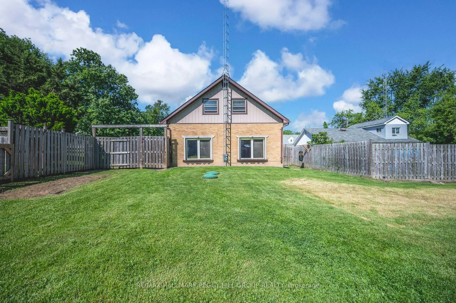 Photo 11 of 2139 Adjala-Tecumseth Townline, New Tecumseth, Rural New Tecumseth — HOMEH