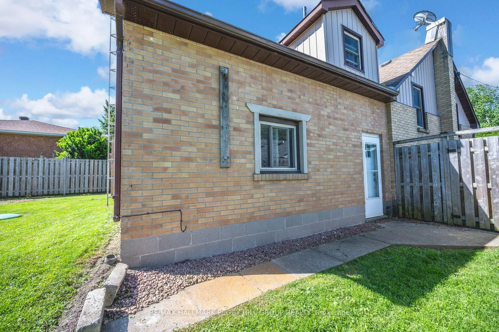 Photo 12 of 2139 Adjala-Tecumseth Townline, New Tecumseth, Rural New Tecumseth — HOMEH