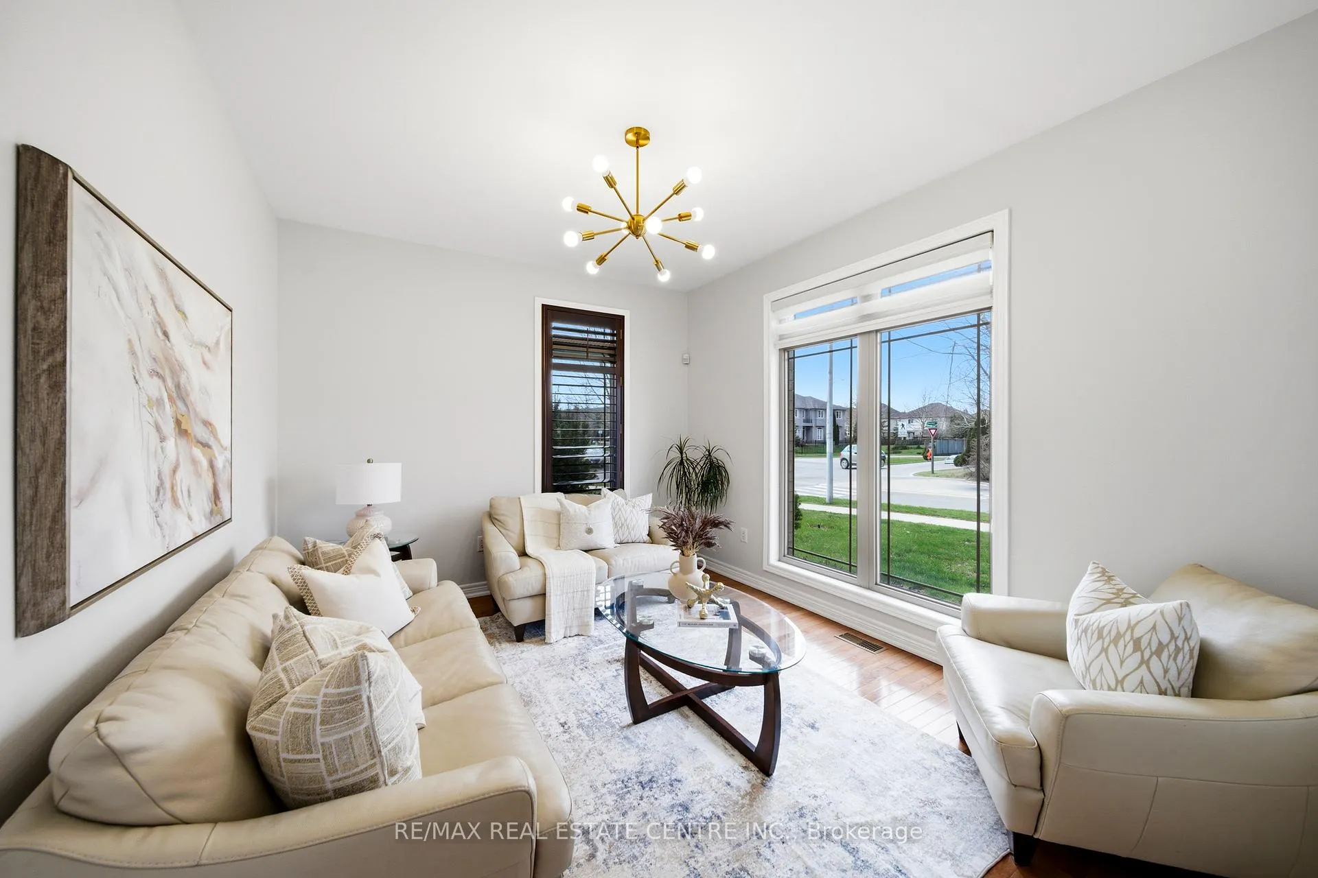 Photo 26 of 189 Cloverleaf Drive, Hamilton, Meadowlands — HOMEH