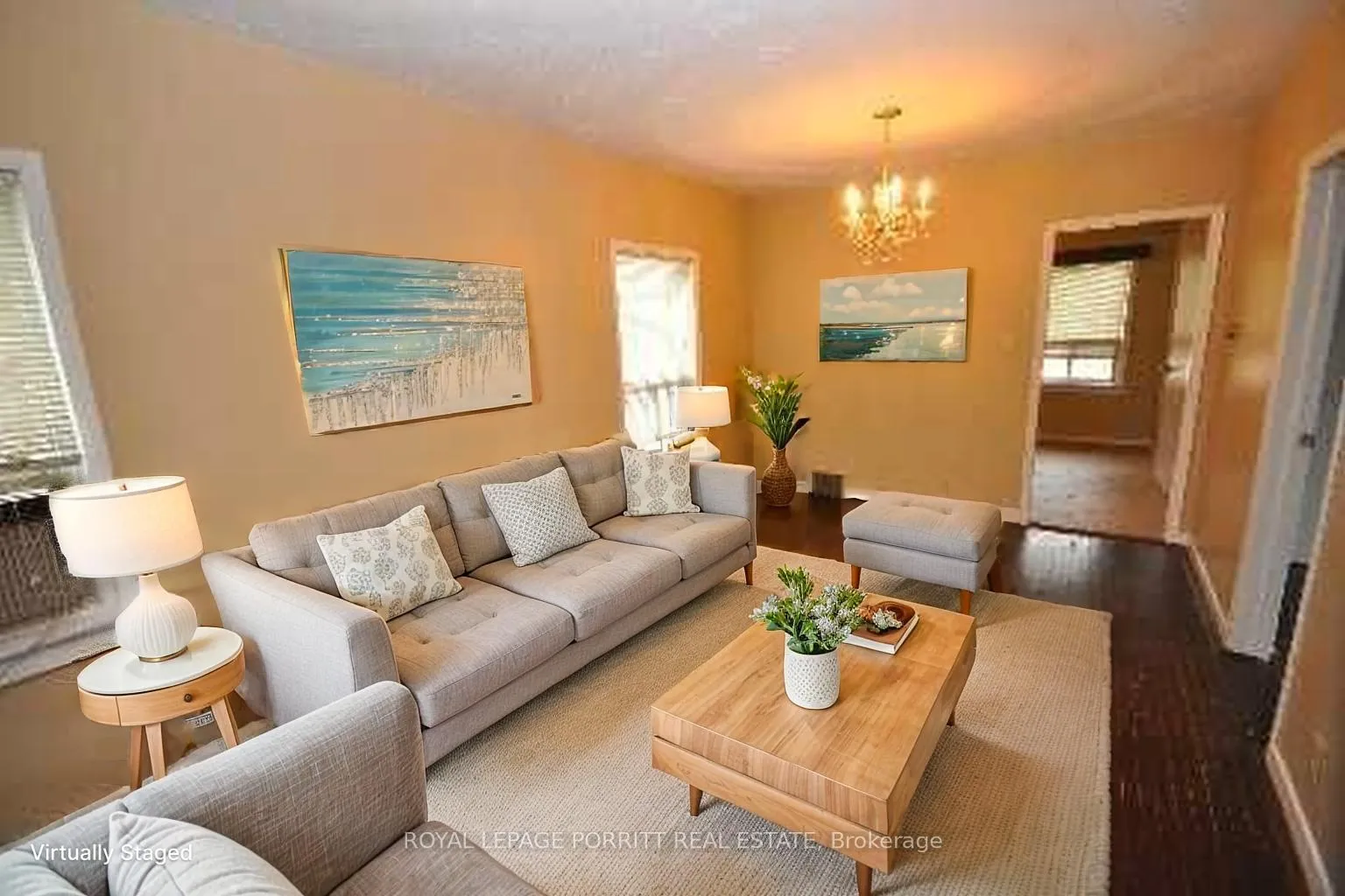 Photo 3 of 86 Ash Crescent, Etobicoke, Long Branch — HOMEH