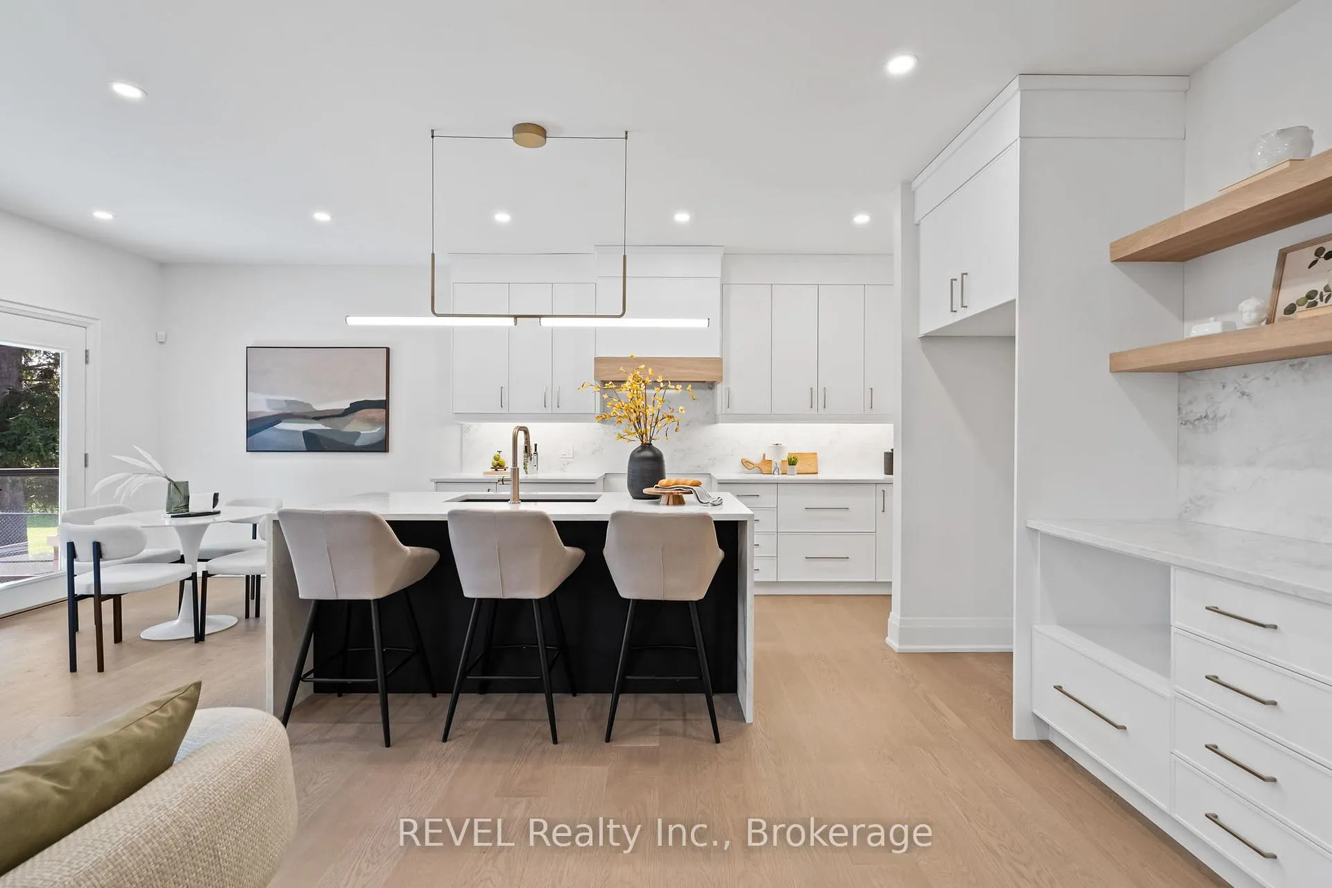 Photo 10 of 19 Accursi Crescent, Pelham, Fonthill — HOMEH