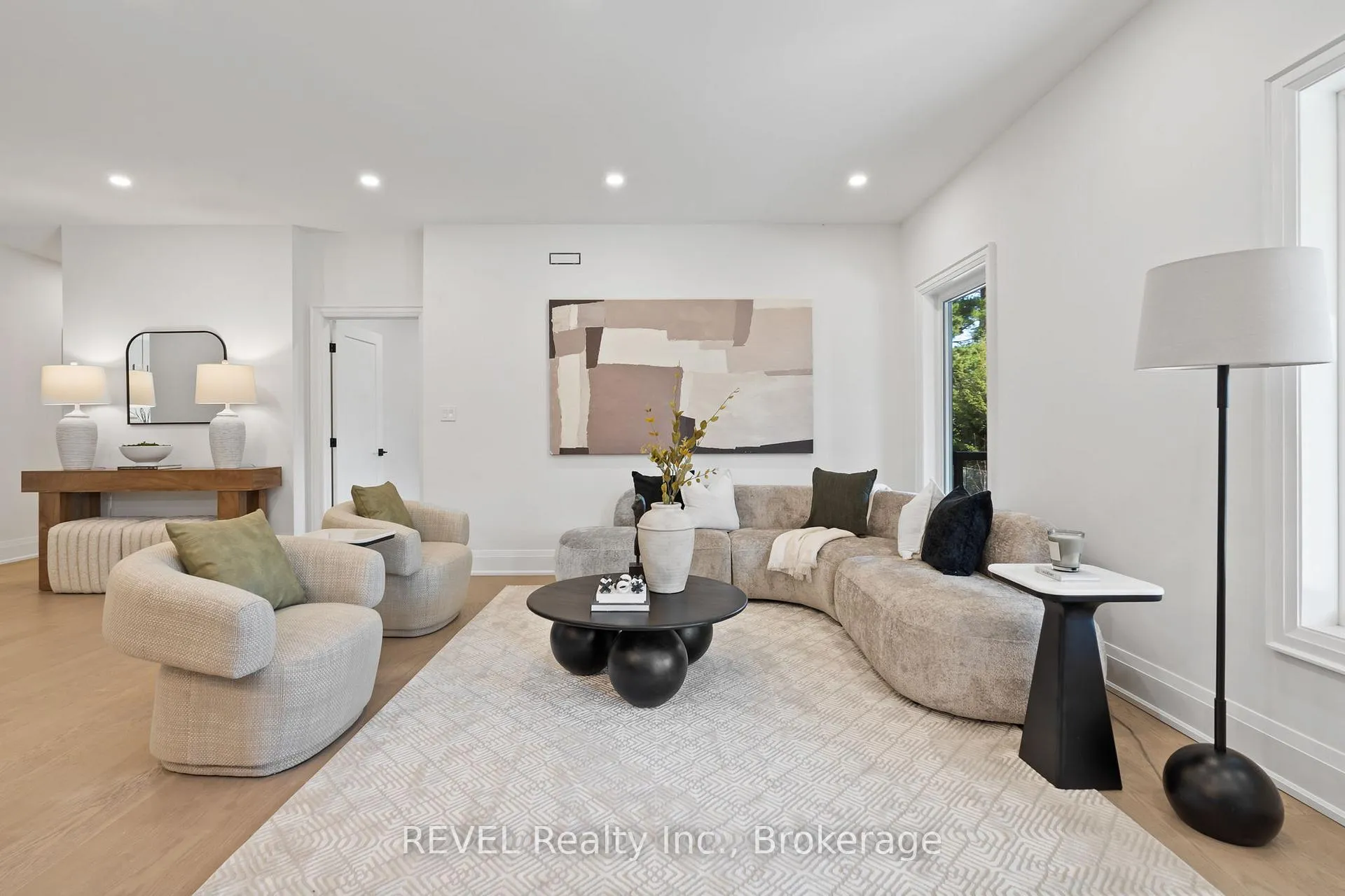 Photo 18 of 19 Accursi Crescent, Pelham, Fonthill — HOMEH