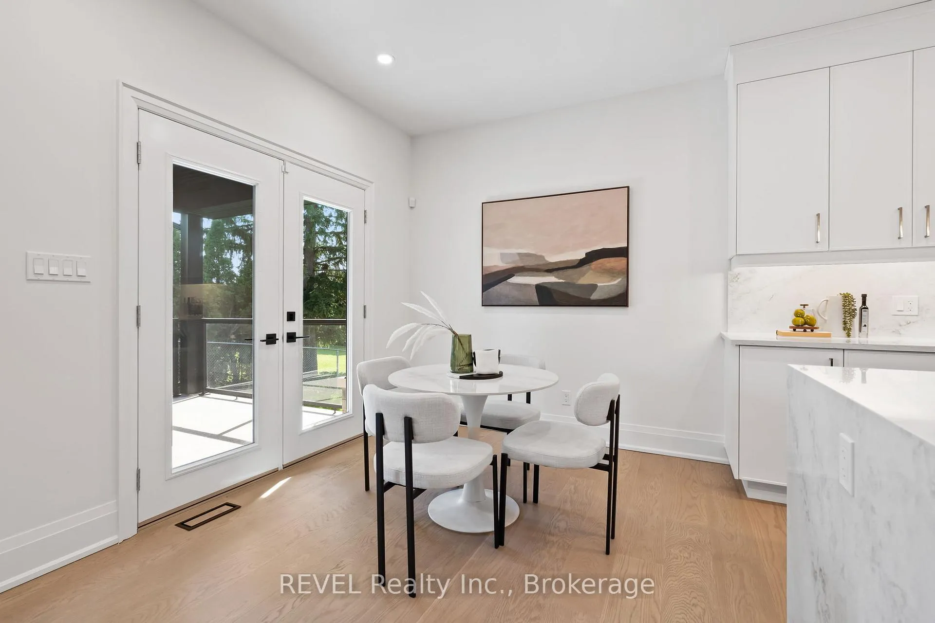Photo 23 of 19 Accursi Crescent, Pelham, Fonthill — HOMEH