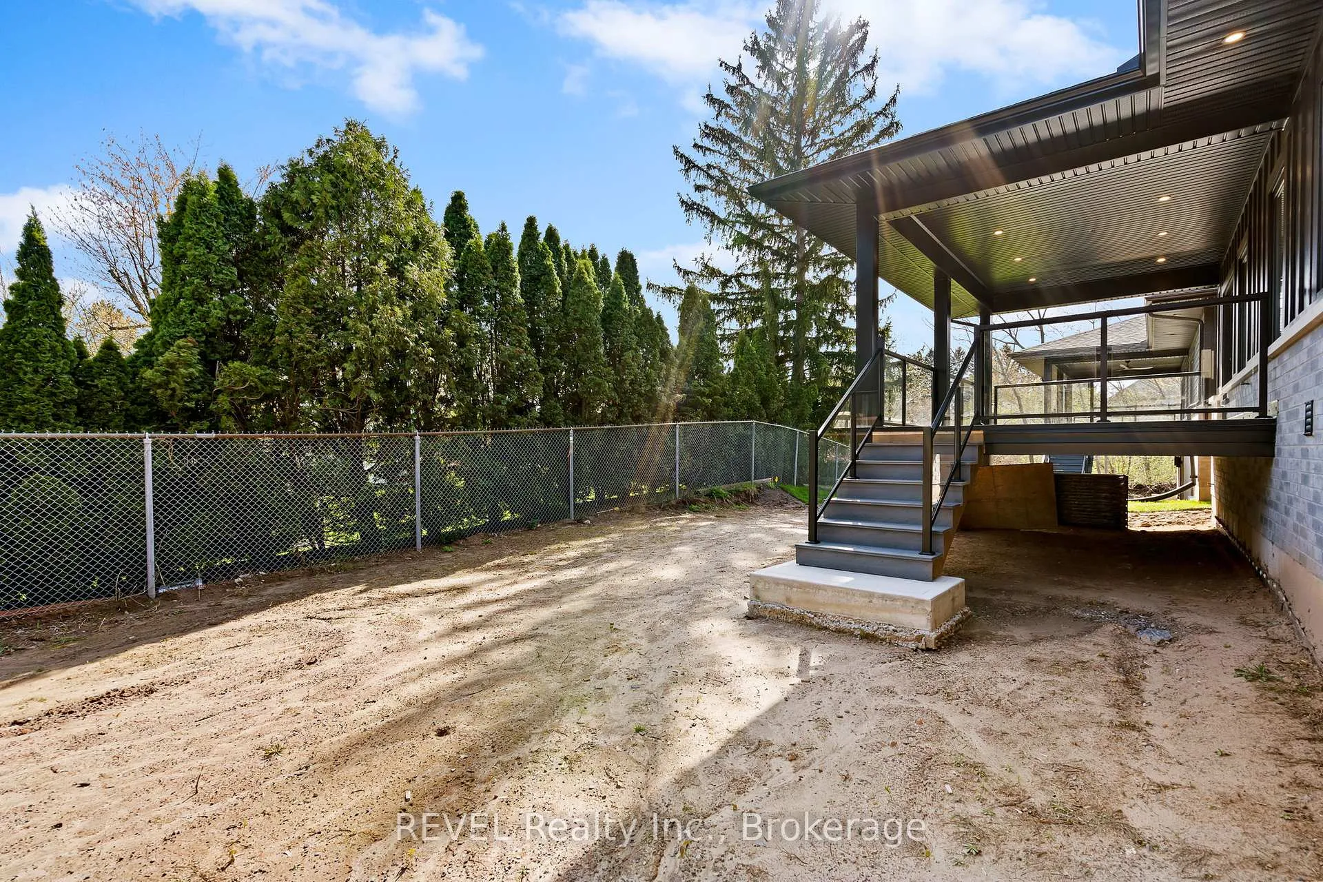 Photo 42 of 19 Accursi Crescent, Pelham, Fonthill — HOMEH