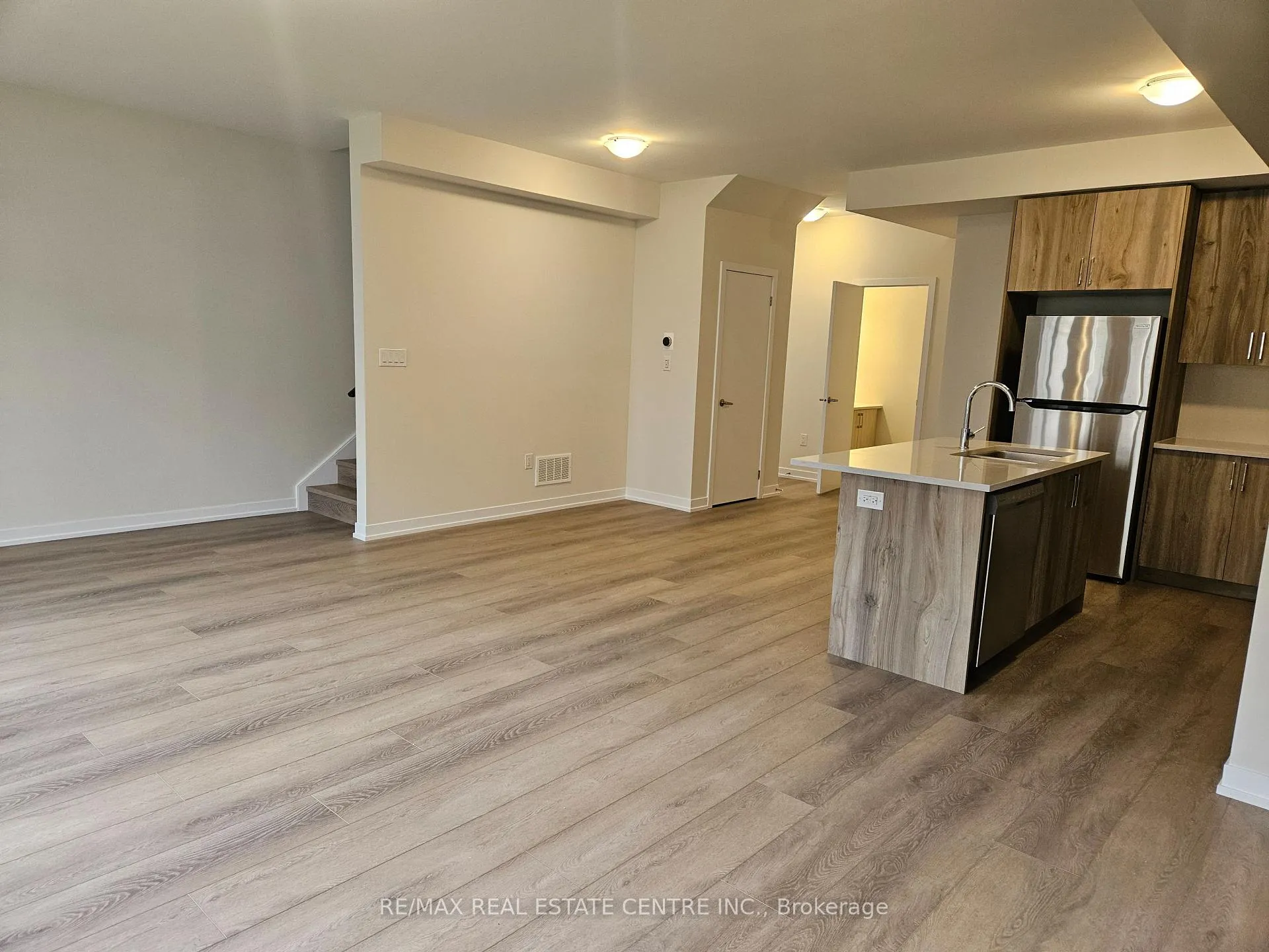 Photo 2 of Unit Upper, 22 Ziibi Way, Clarington, Newcastle — HOMEH