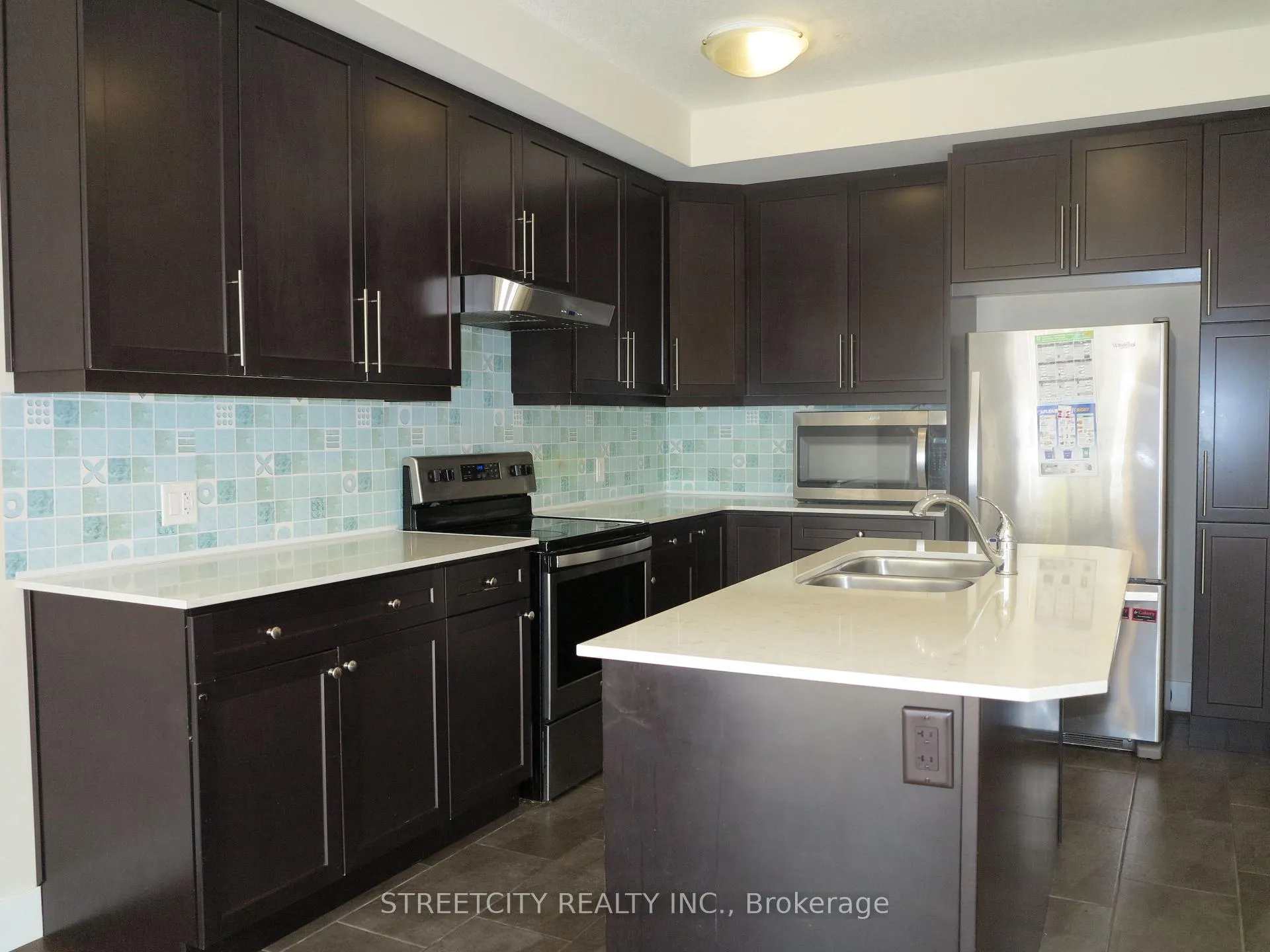 Photo 7 of Unit 37, 1960 Dalmagarry Road, London, North E — HOMEH