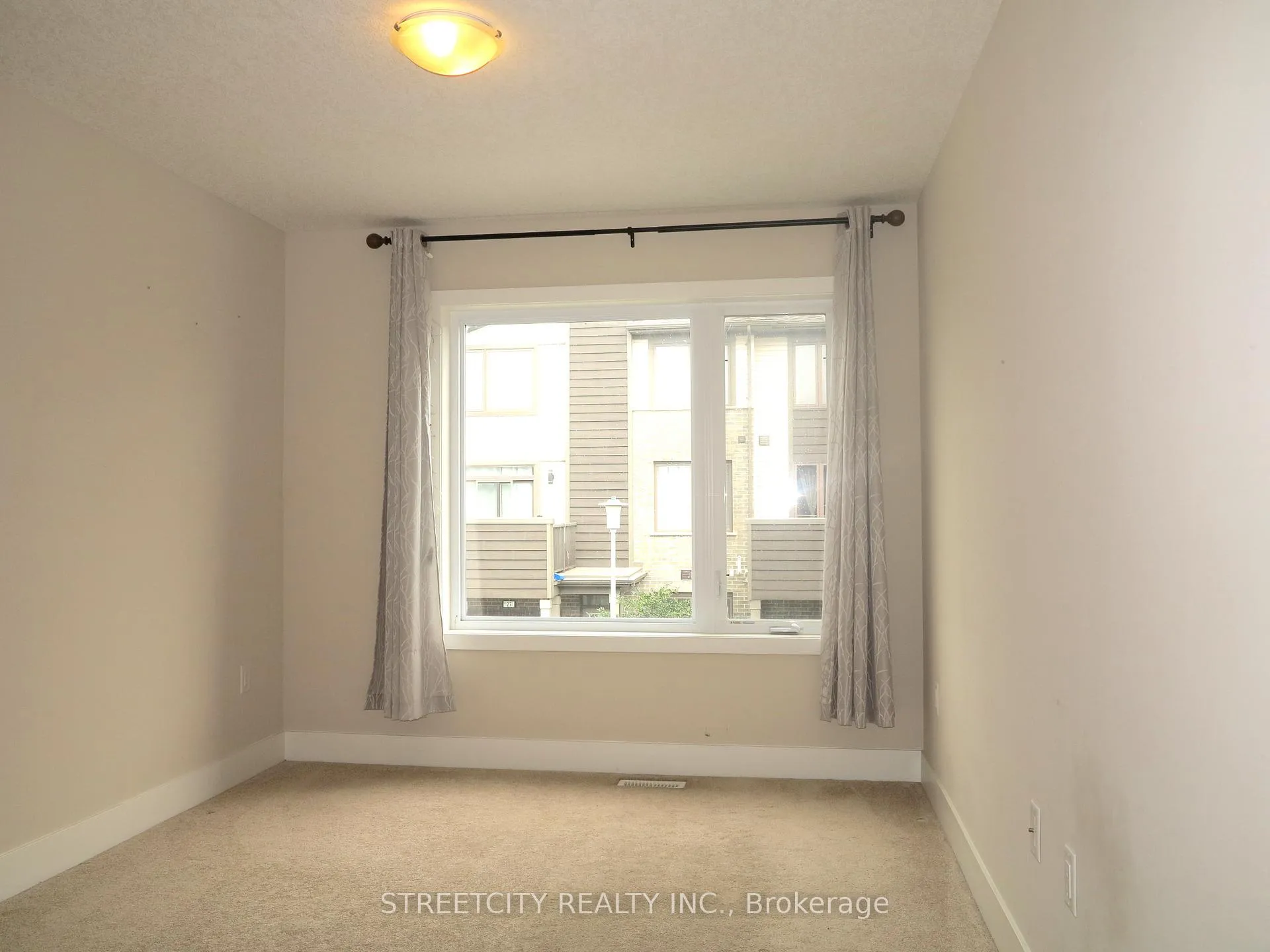 Photo 16 of Unit 37, 1960 Dalmagarry Road, London, North E — HOMEH