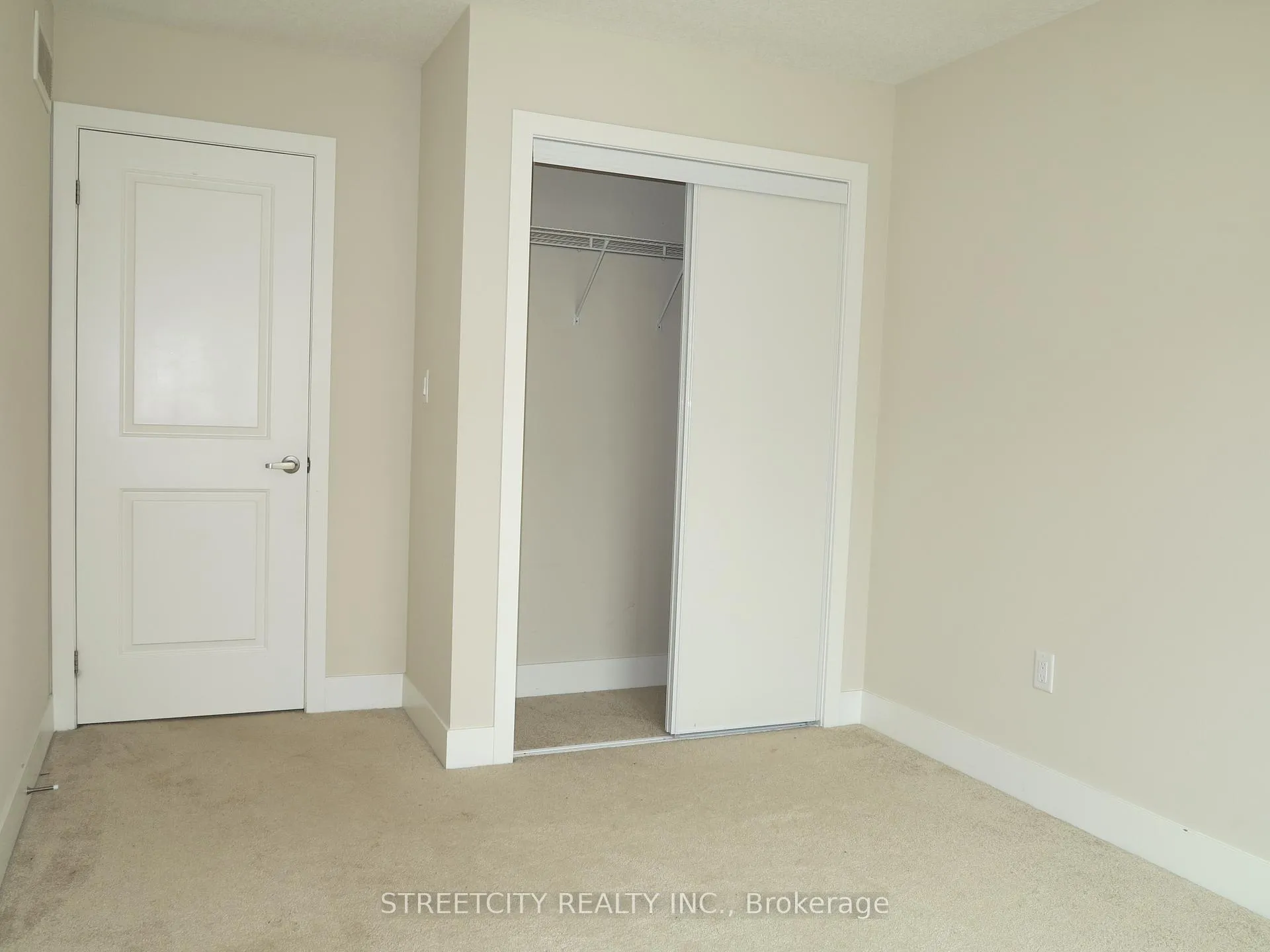 Photo 17 of Unit 37, 1960 Dalmagarry Road, London, North E — HOMEH