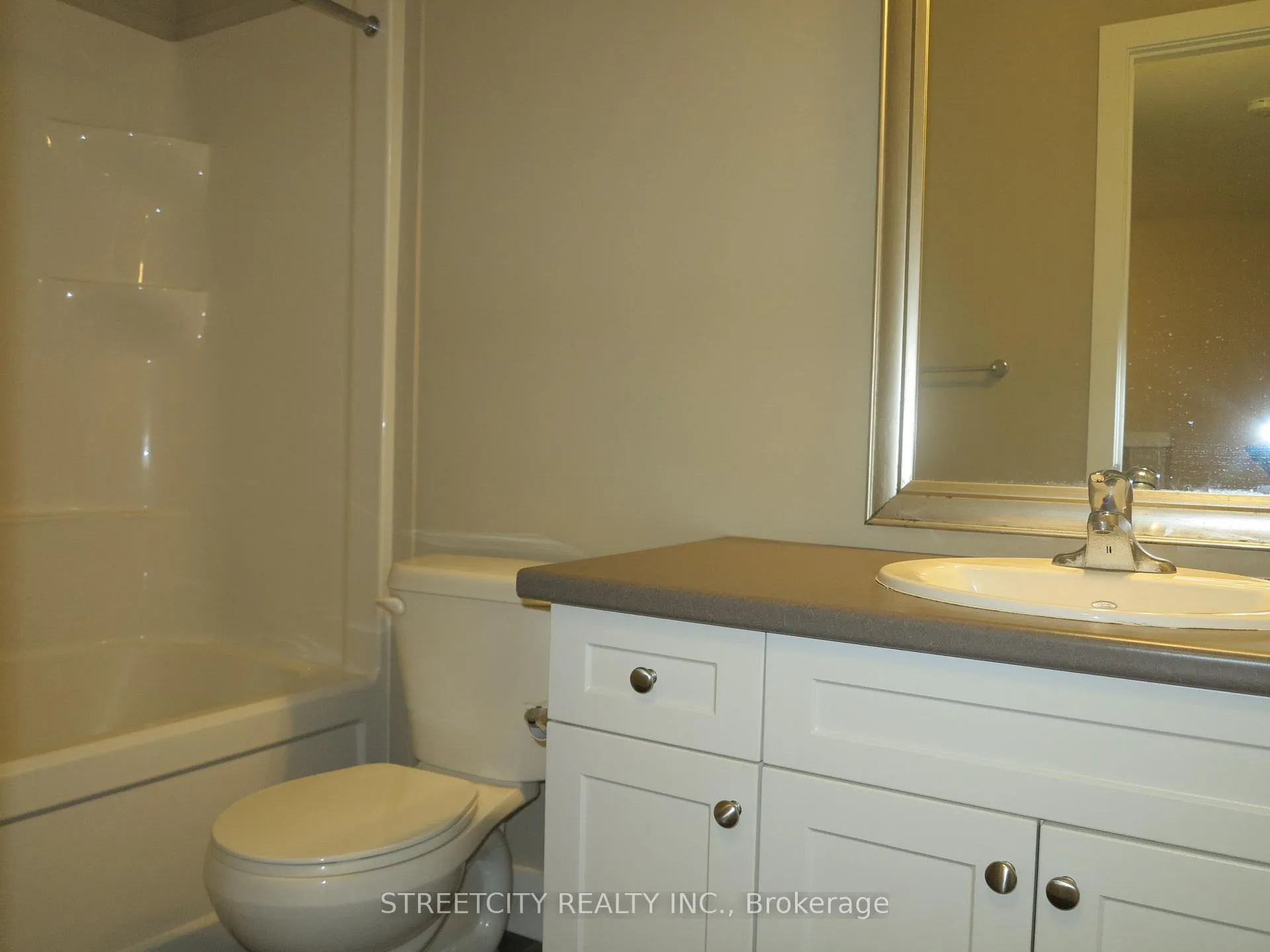 Photo 18 of Unit 37, 1960 Dalmagarry Road, London, North E — HOMEH