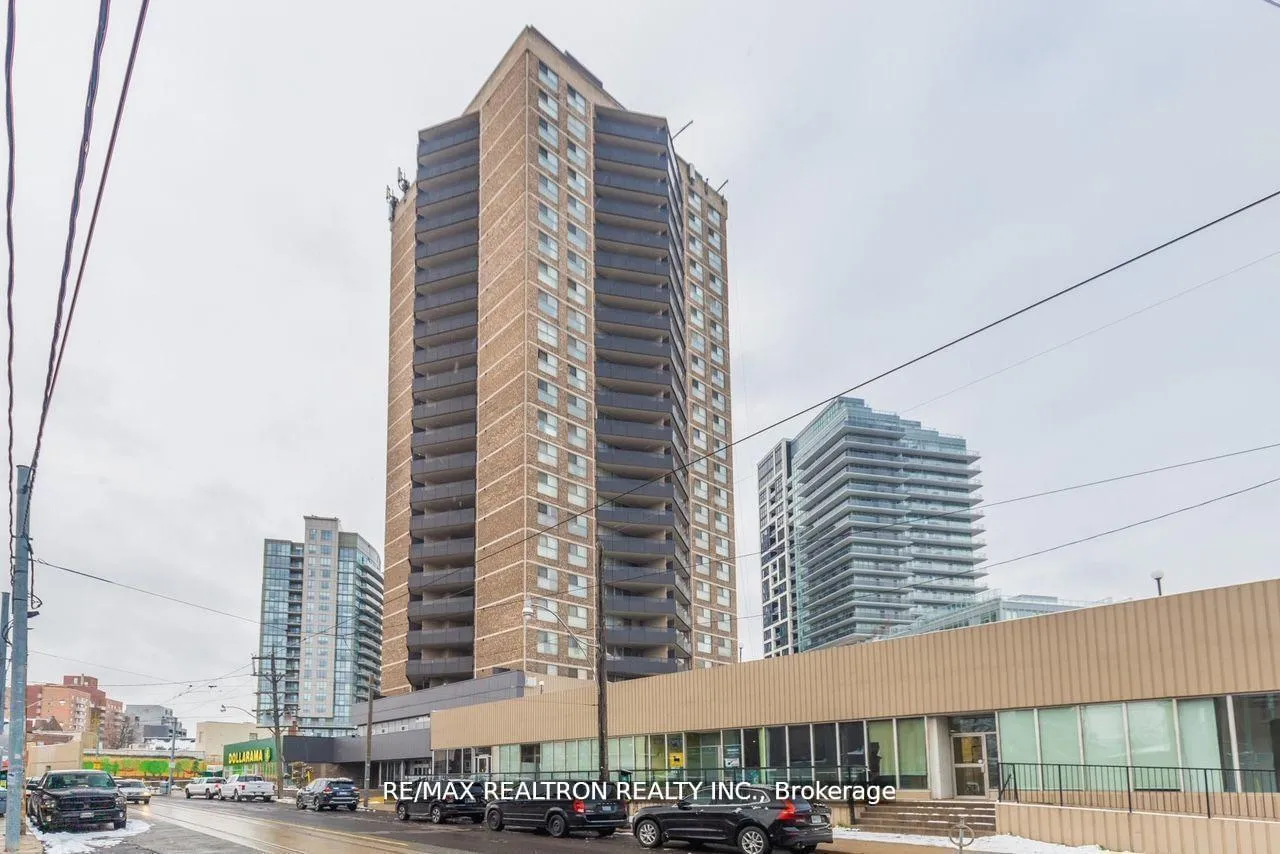 Front of Unit 1404, 21 Vaughan Road