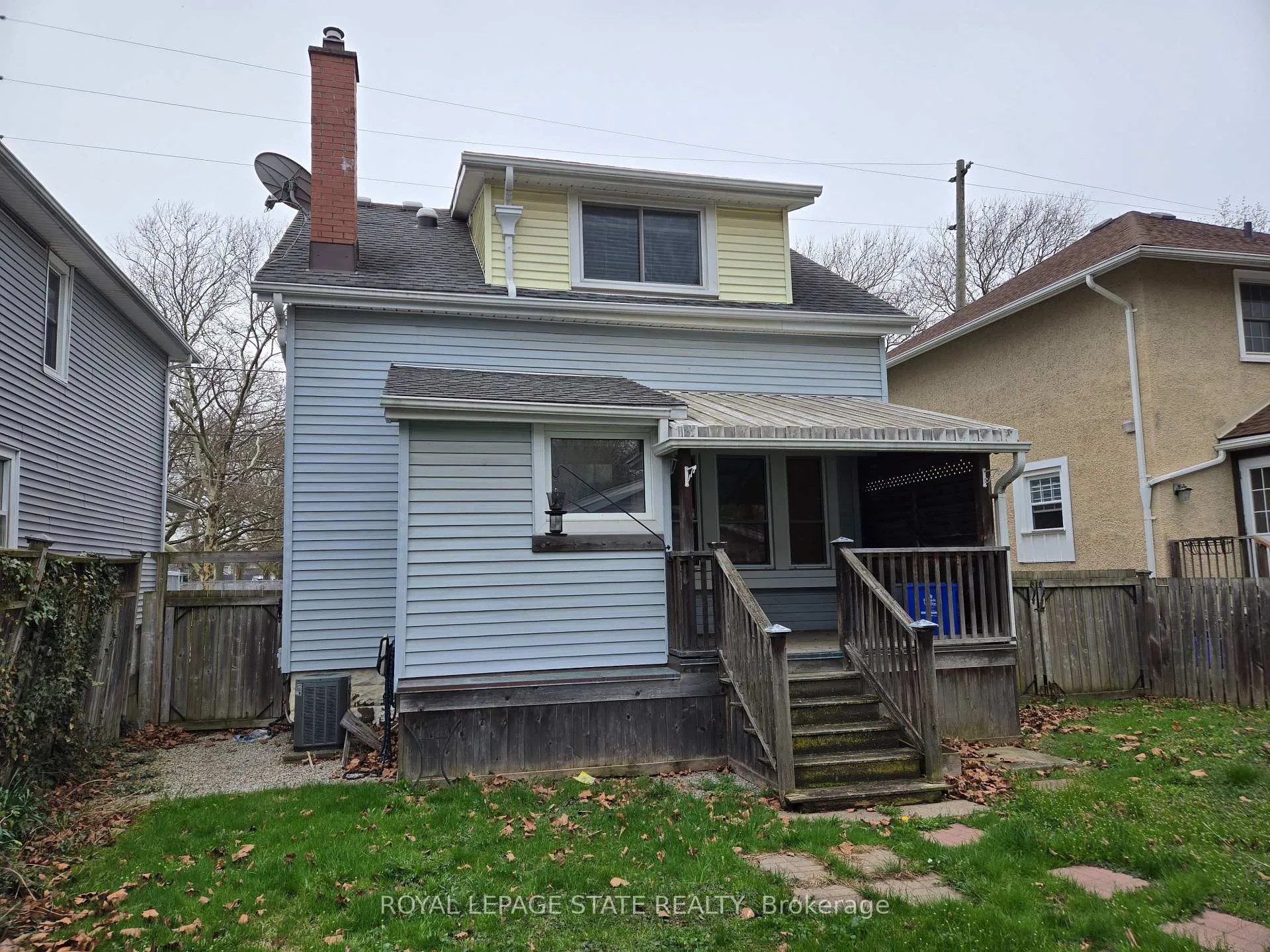 Photo 13 of 4 Haig Street, St. Catharines, Haig — HOMEH