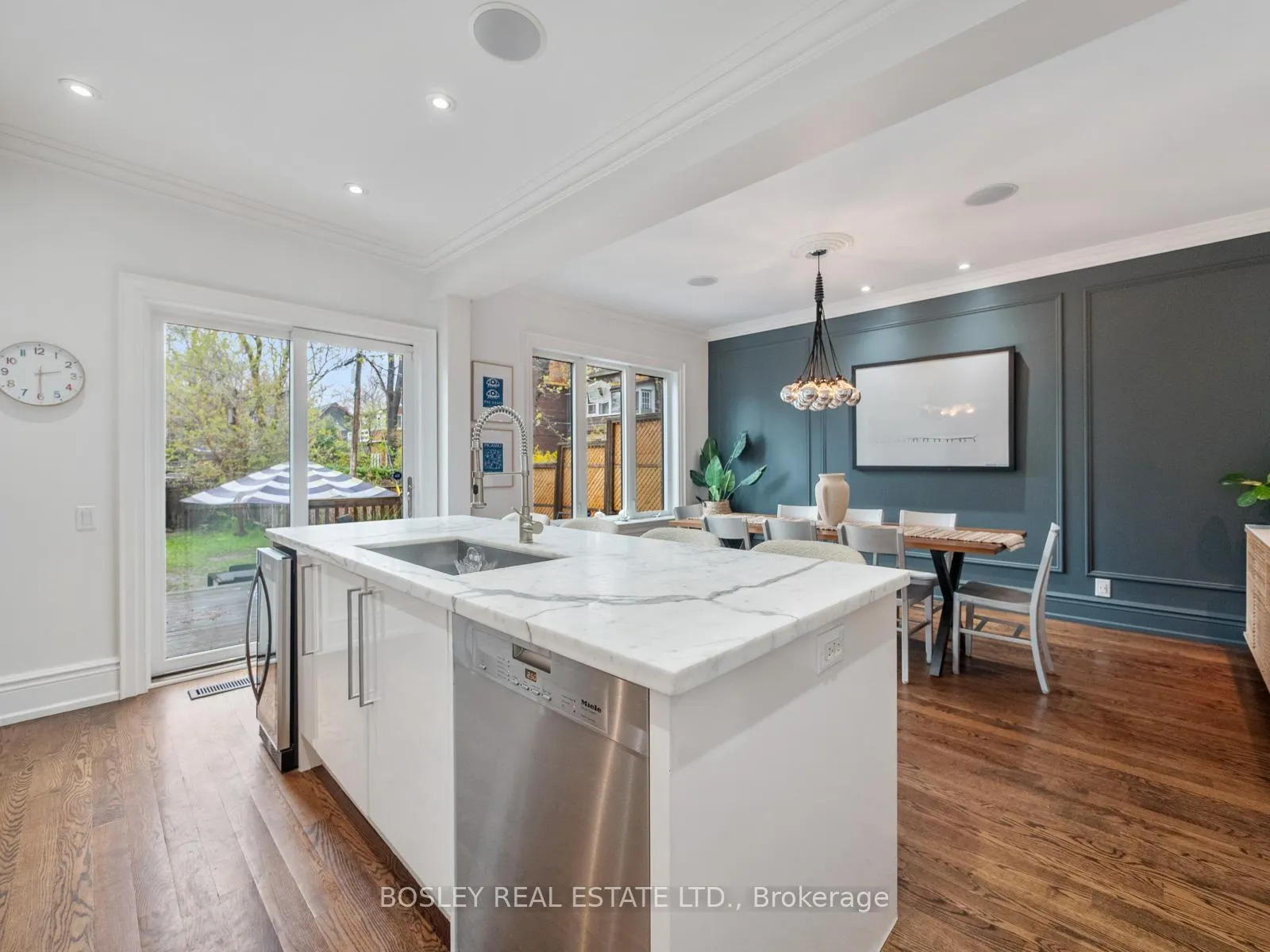 Photo 12 of 144 Howland Avenue, Toronto, The Annex — HOMEH