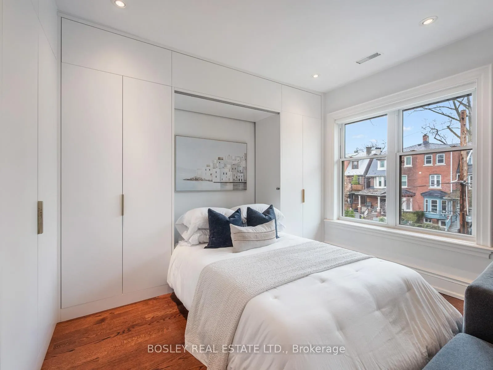 Photo 24 of 144 Howland Avenue, Toronto, The Annex — HOMEH