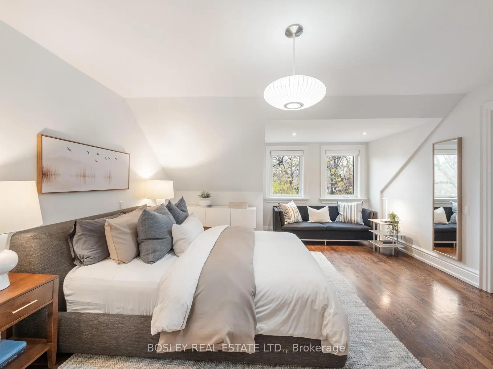 Photo 32 of 144 Howland Avenue, Toronto, The Annex — HOMEH