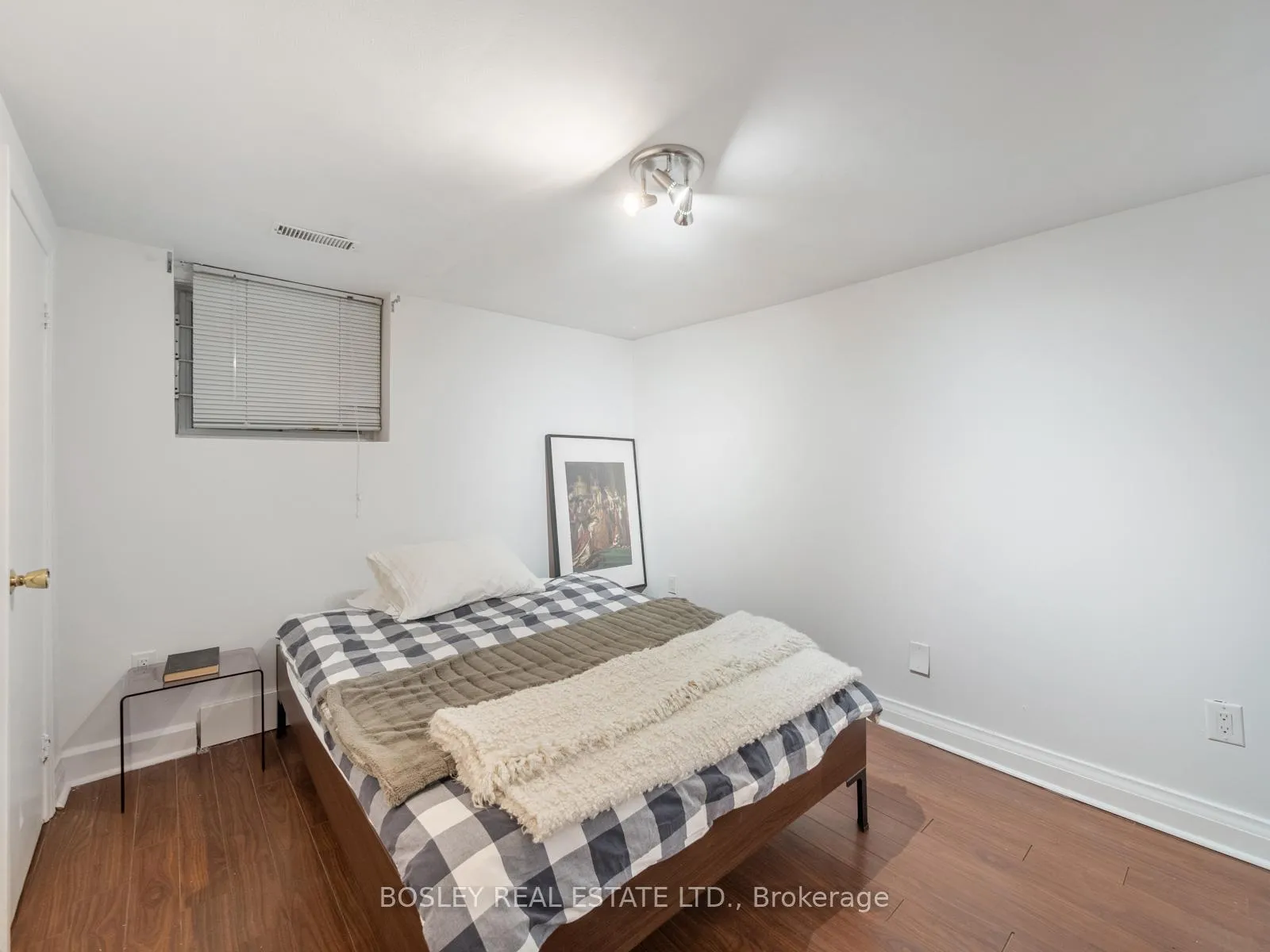 Photo 39 of 144 Howland Avenue, Toronto, The Annex — HOMEH