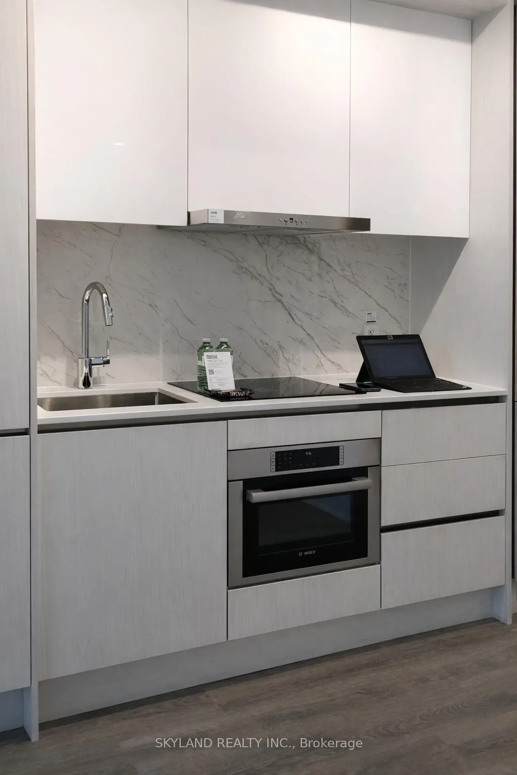 Photo 2 of Unit 3115, 180 Front Street E, Toronto, Moss Park — HOMEH