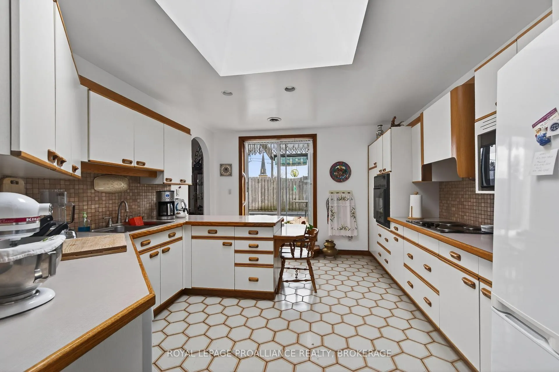 Photo 15 of 99 King Street E, Gananoque — HOMEH