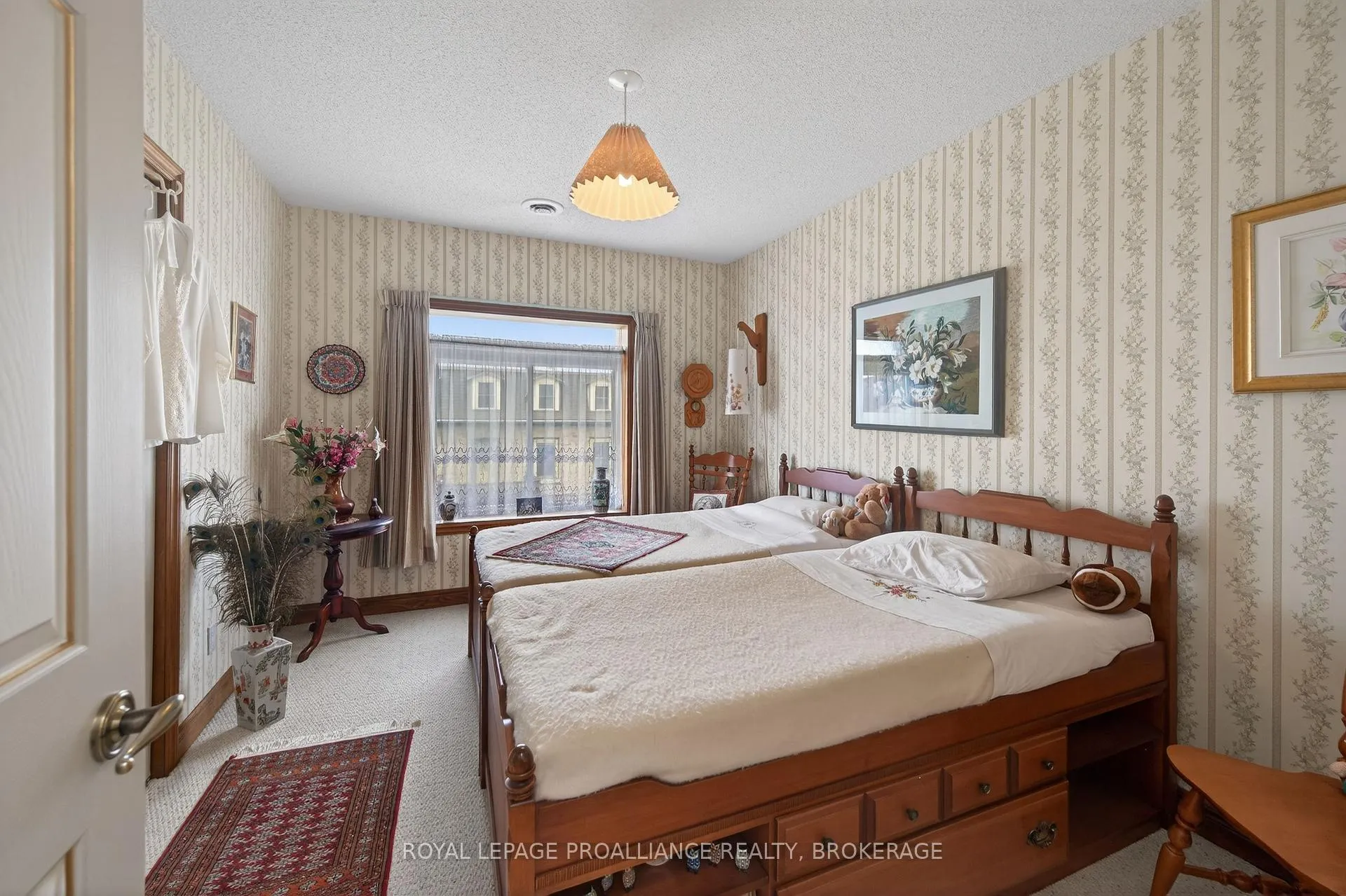 Photo 19 of 99 King Street E, Gananoque — HOMEH