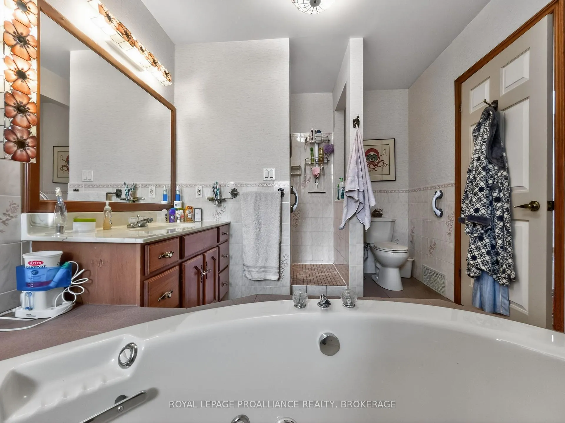 Photo 25 of 99 King Street E, Gananoque — HOMEH