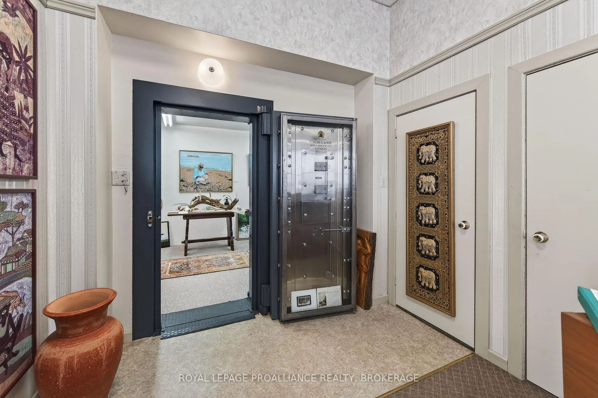 Photo 40 of 99 King Street E, Gananoque — HOMEH