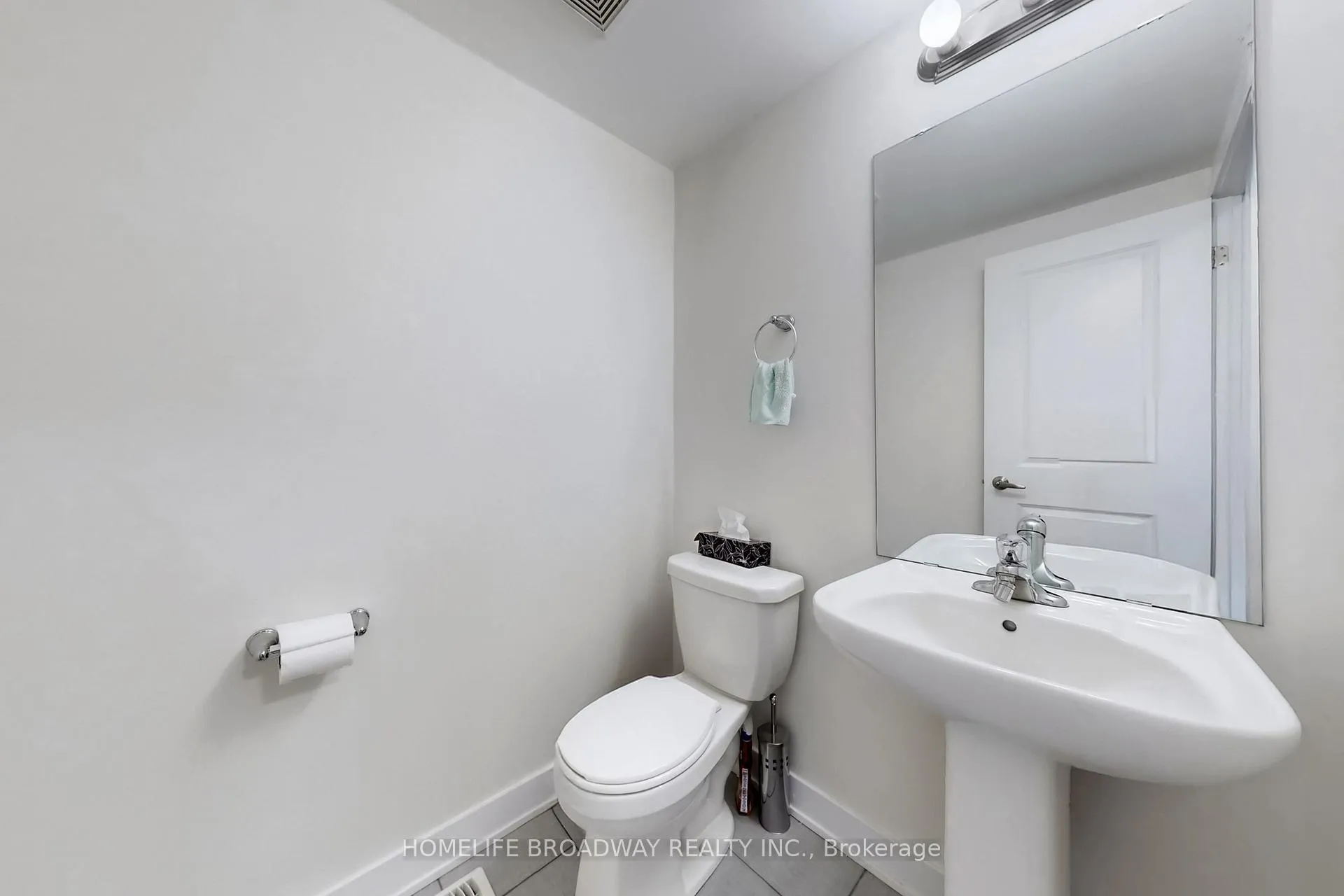 Photo 5 of 26 Carpaccio Avenue, Vaughan, Vellore Village — HOMEH